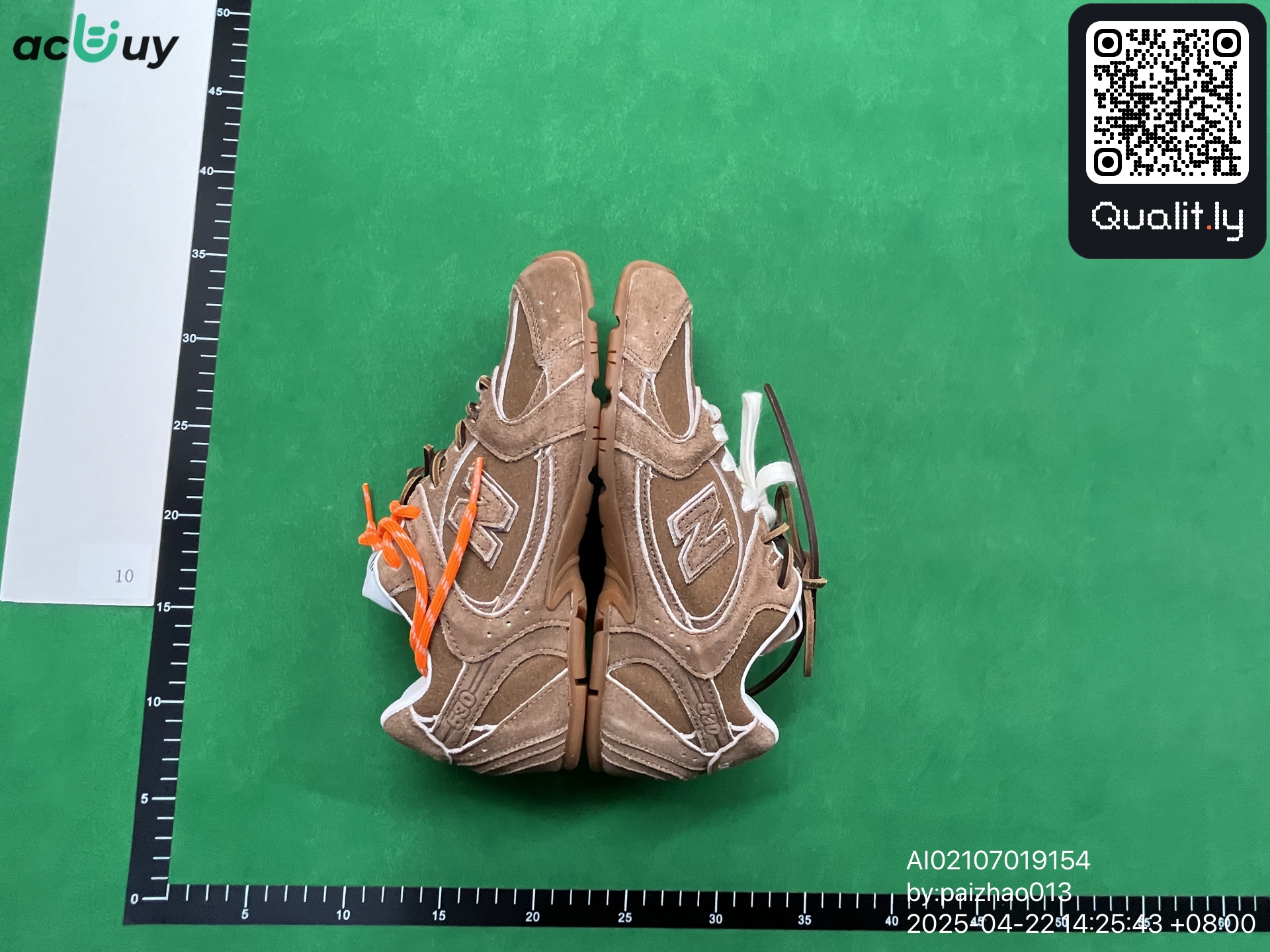 Sneakersy — zdjęcie QC 2 z 6