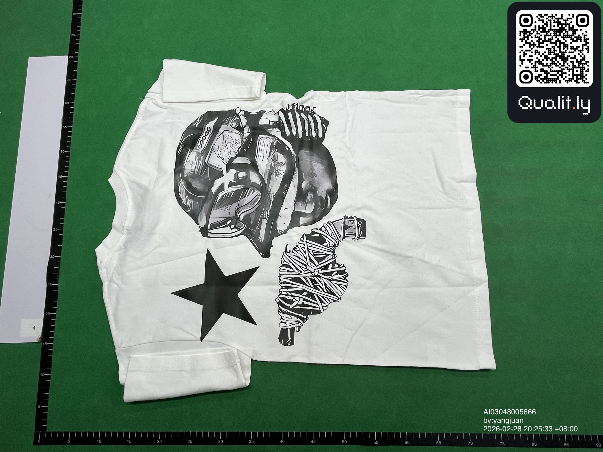 Camiseta — foto QC 2 de 4