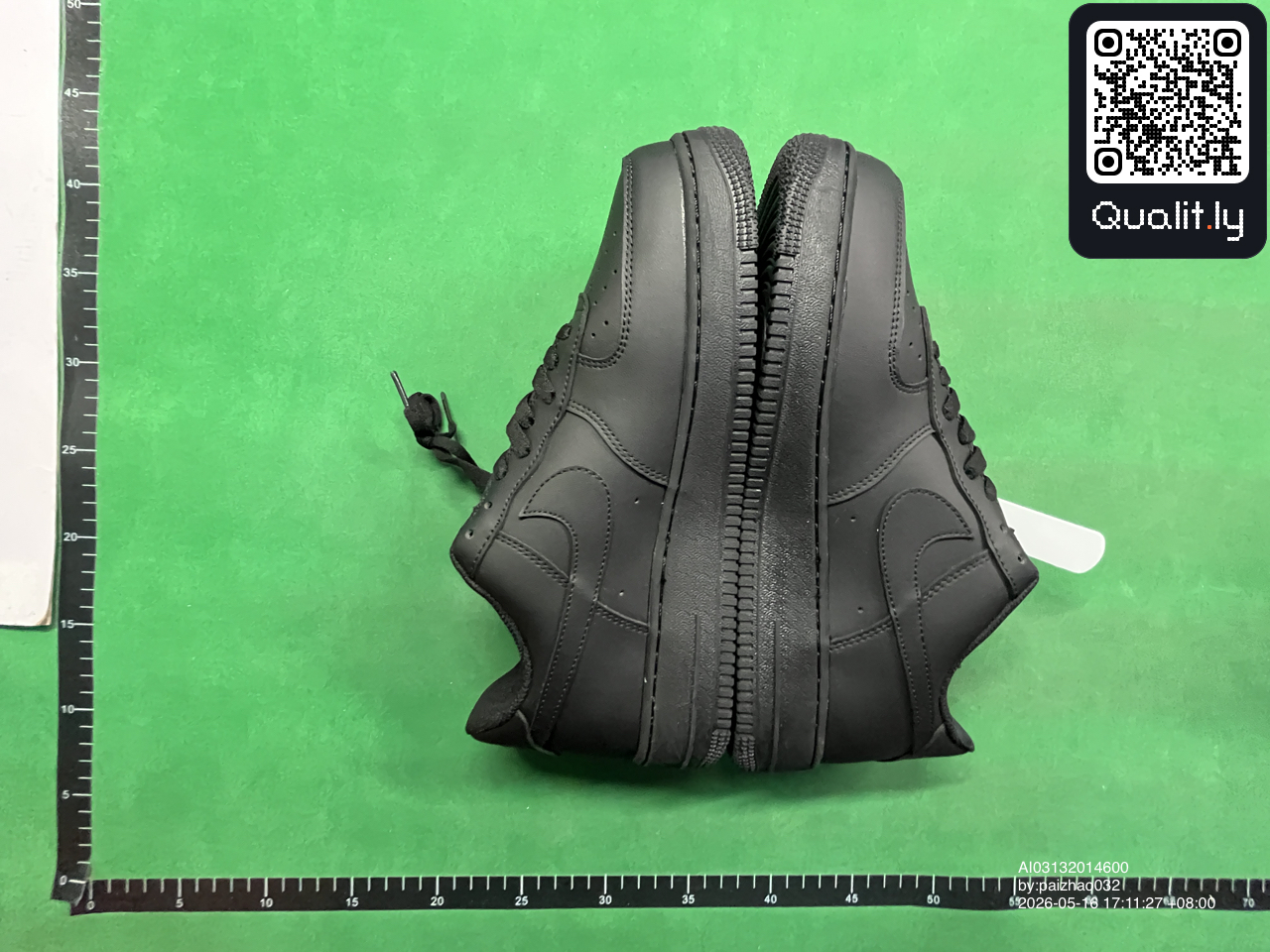 Sneakers — QC-foto 2 van 52