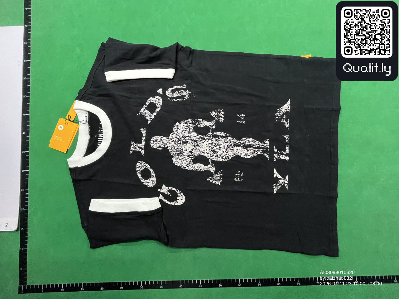 T-shirt — photo QC 3 sur 8