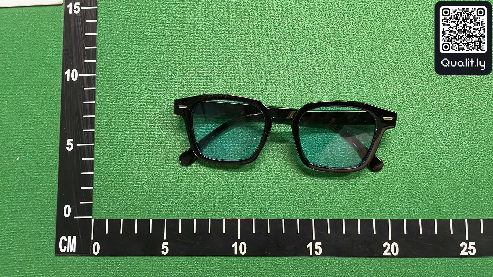 Ochelari de soare — fotografie QC 1 din 50