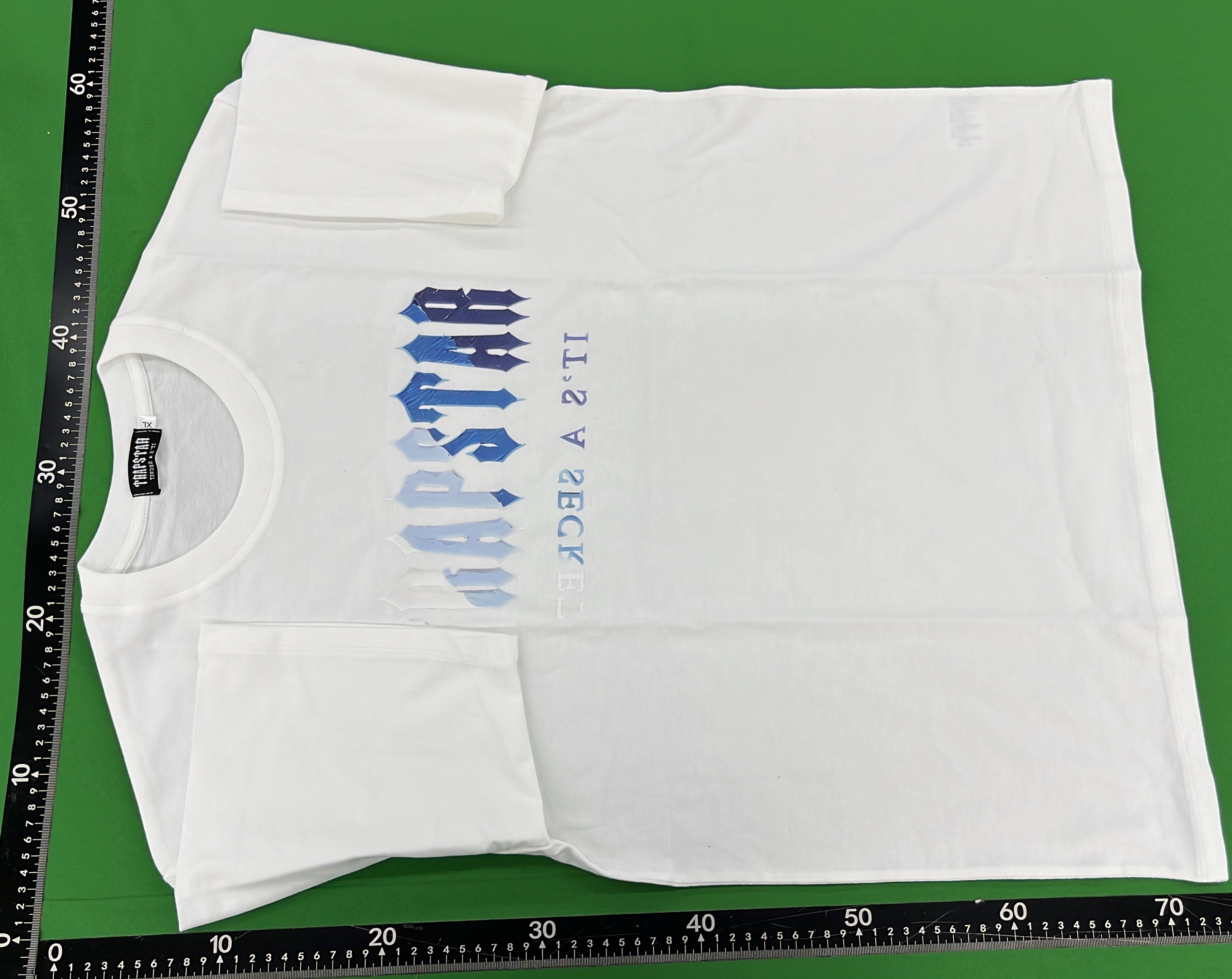 T-Shirt — QC-Foto 3 von 34