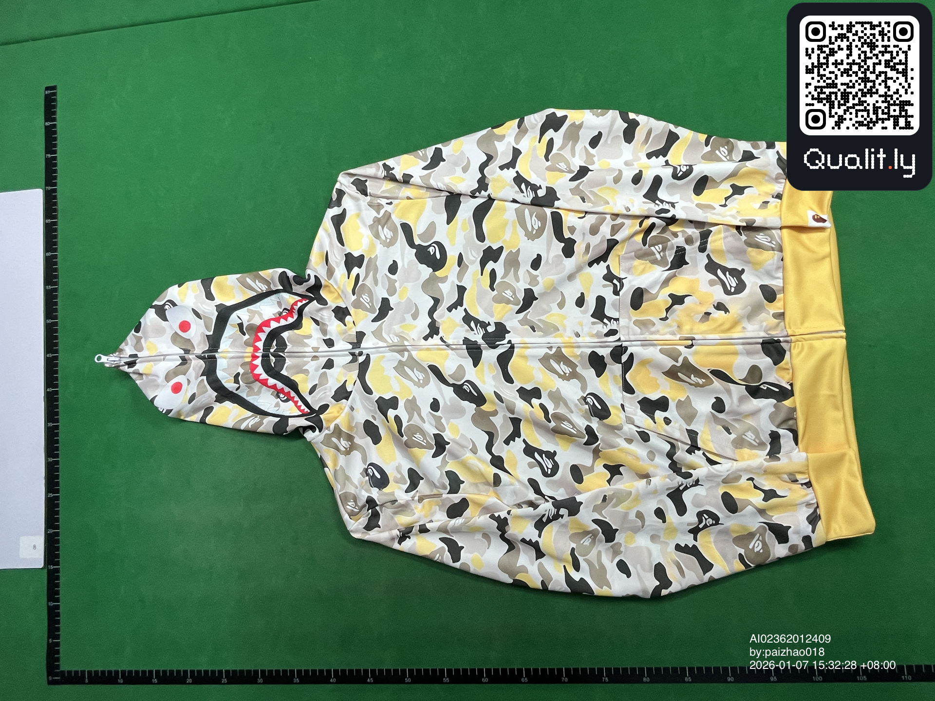 Sweatshirt — QC-foto 3 av 12