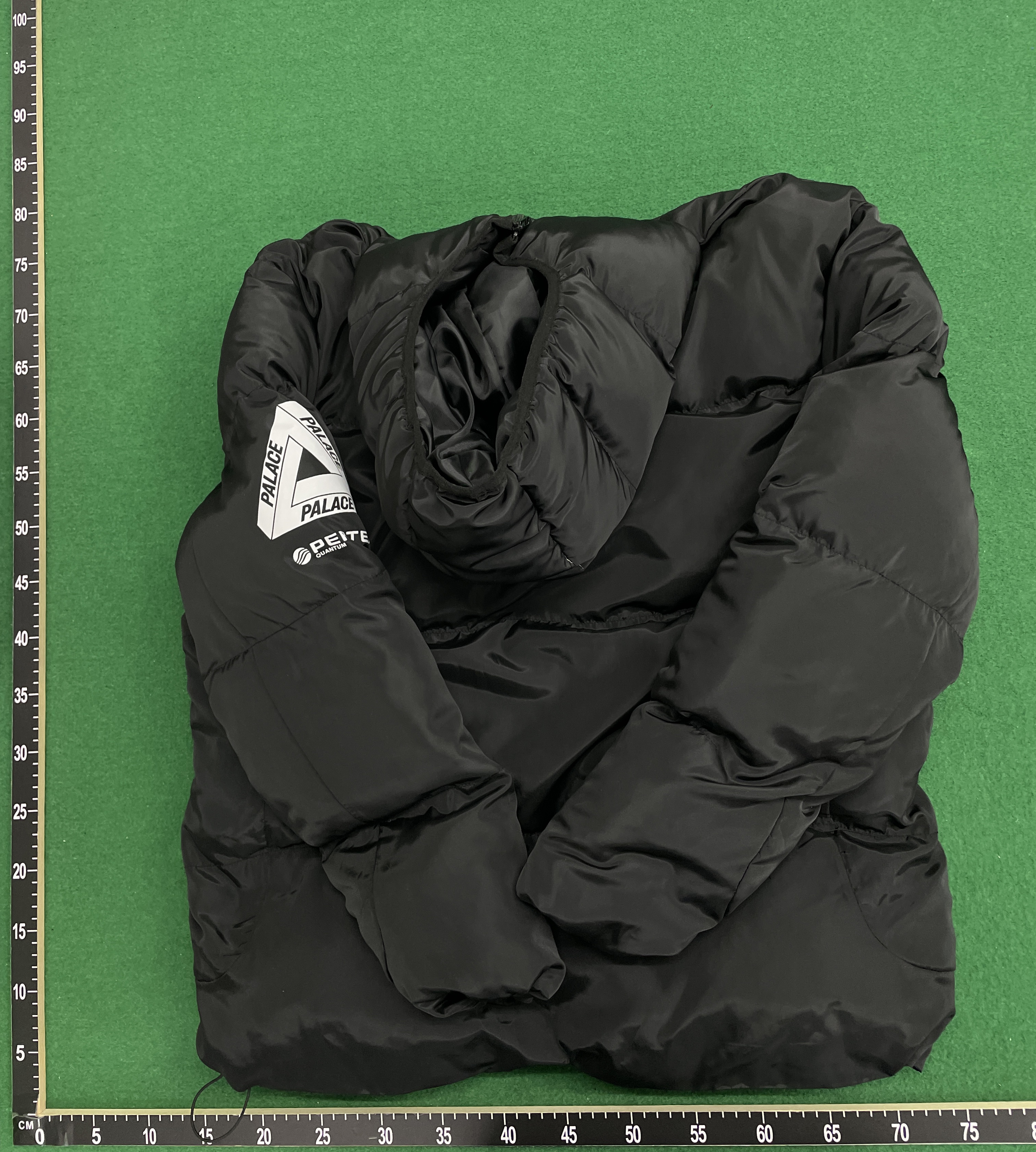 Jacket QC photo 2 of 7