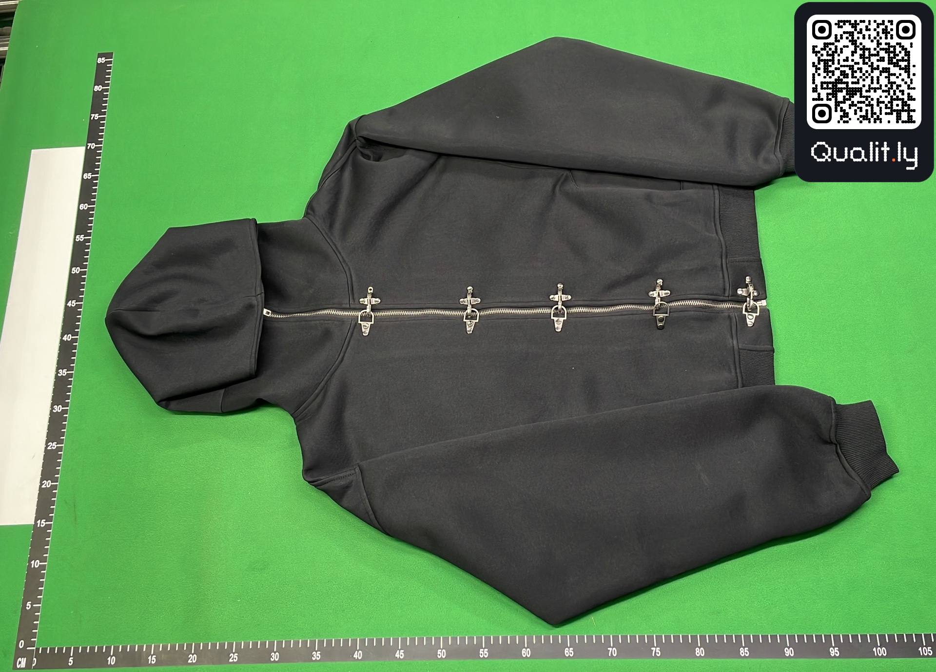 Sweatshirt — QC-foto 2 av 14