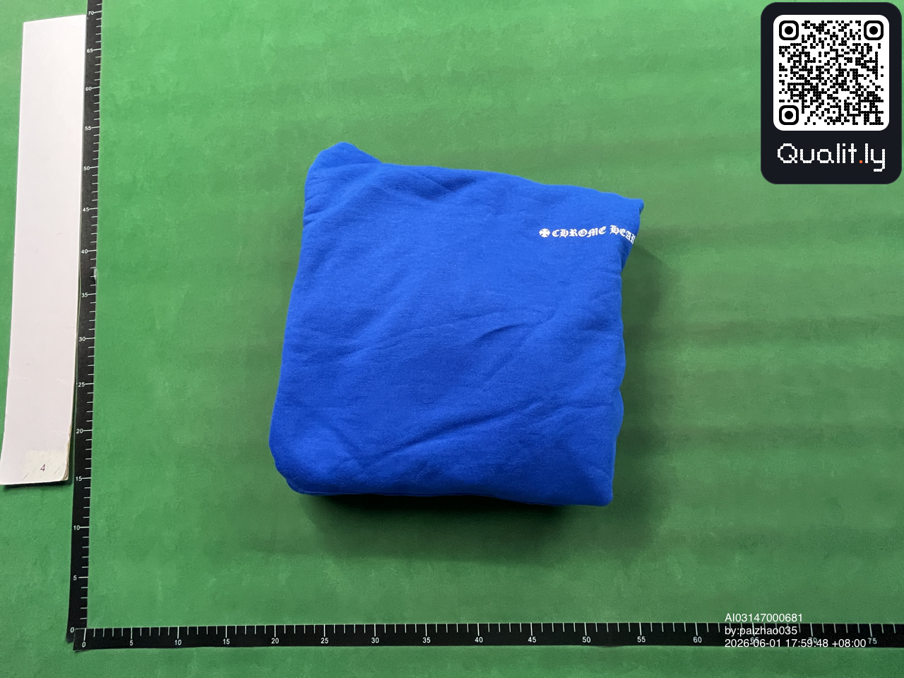 Hoodie — QC-foto 1 av 50