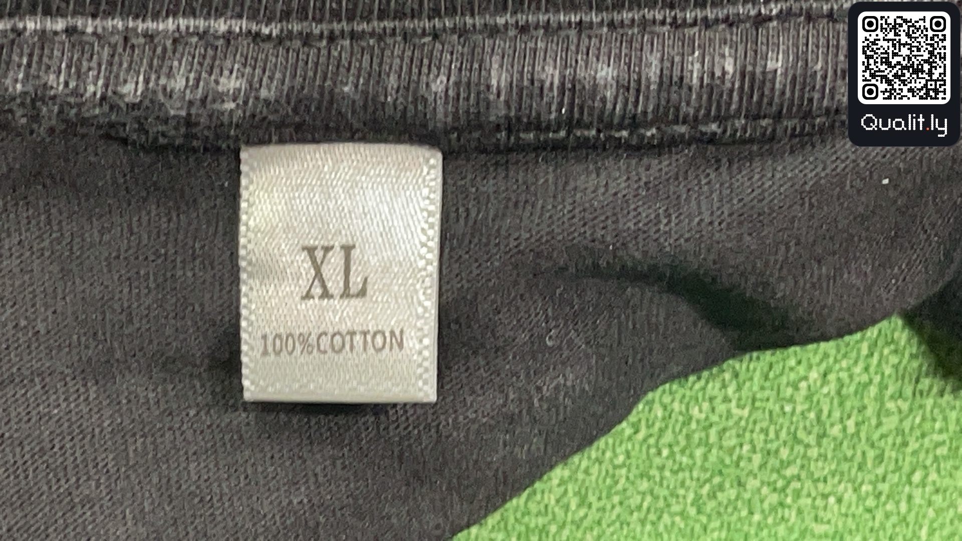T-shirt — photo QC 1 sur 4