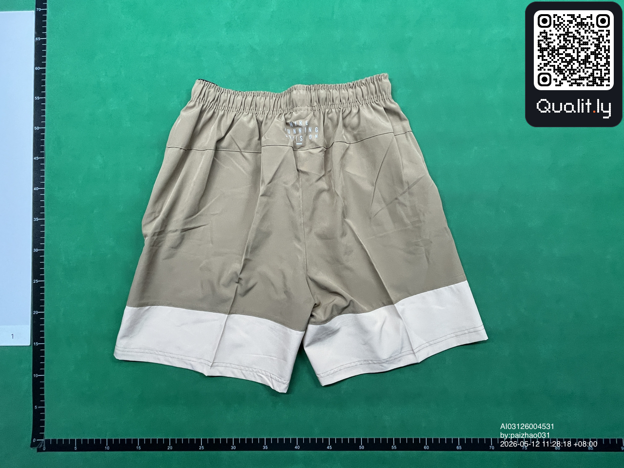 Short — photo QC 2 sur 8