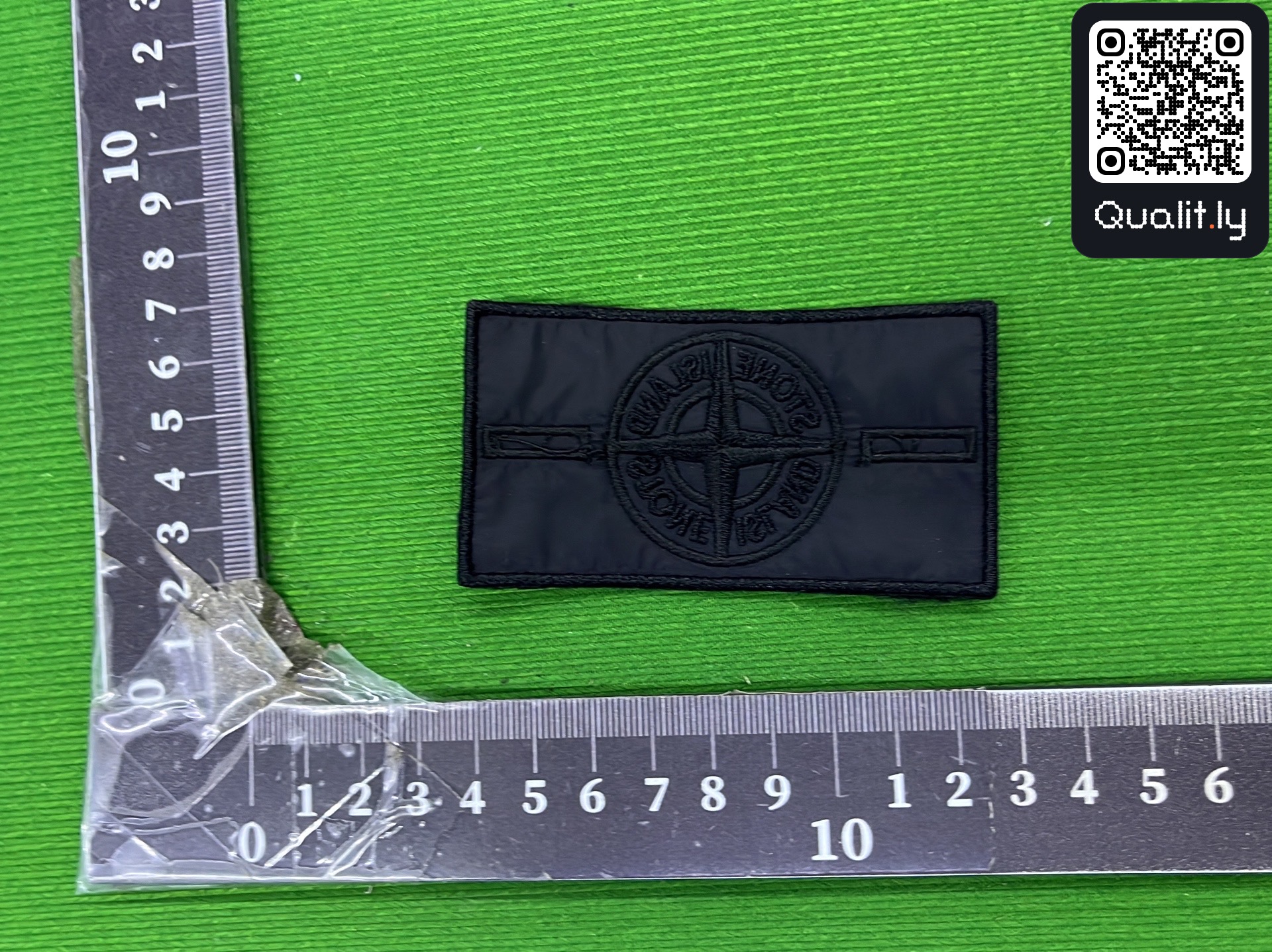 Foto QC 2 di 80