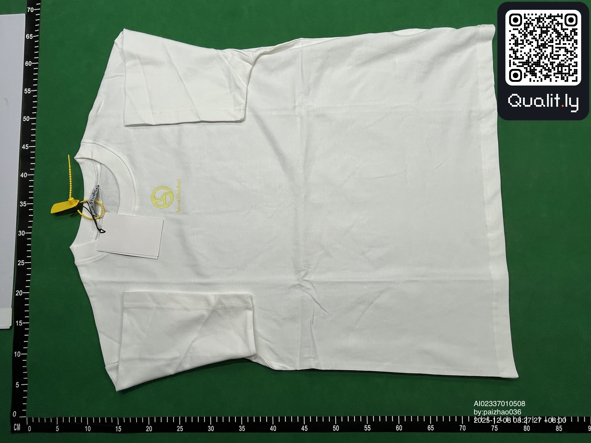Camiseta — foto QC 3 de 4