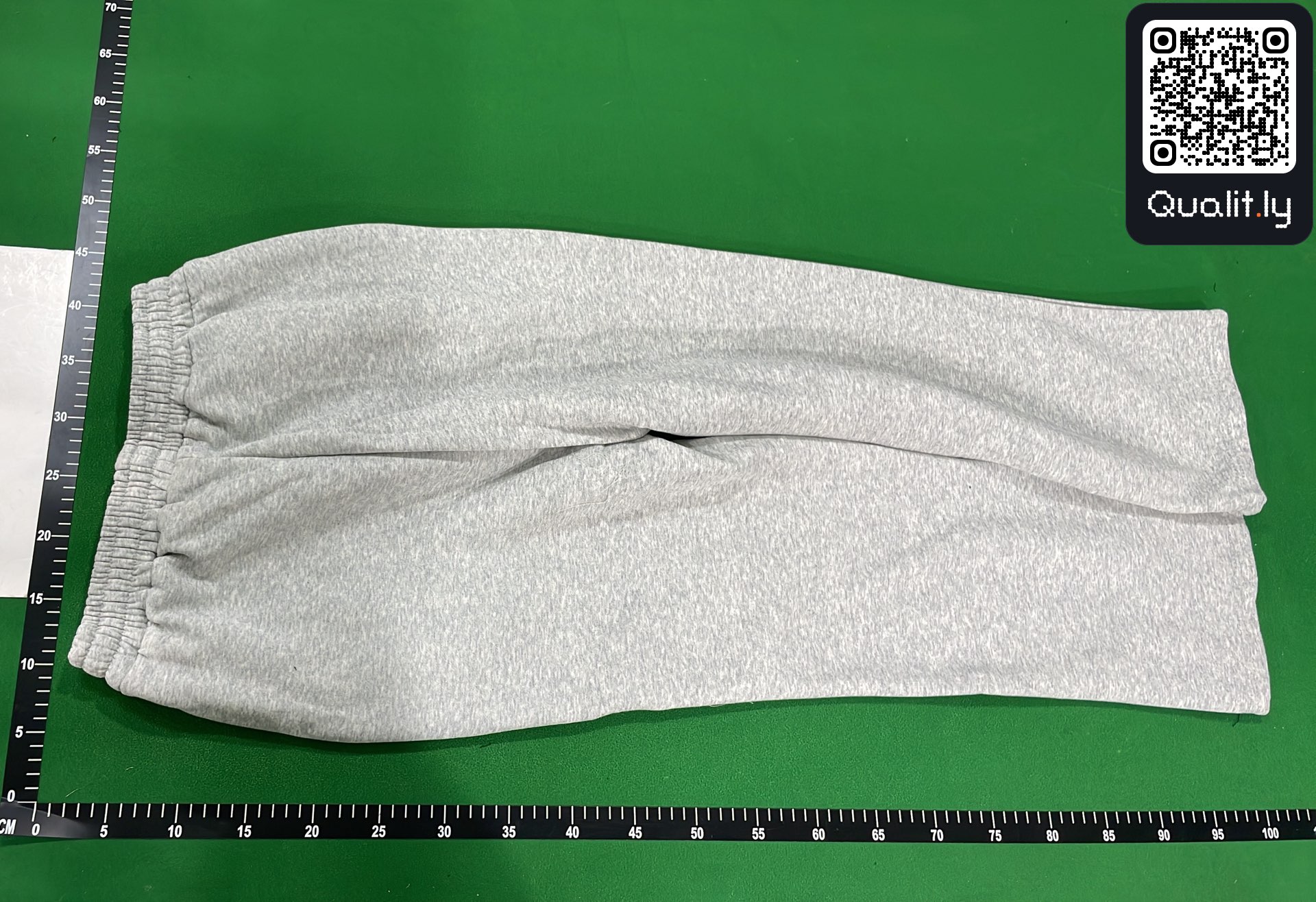 Pants QC photo 3 of 14
