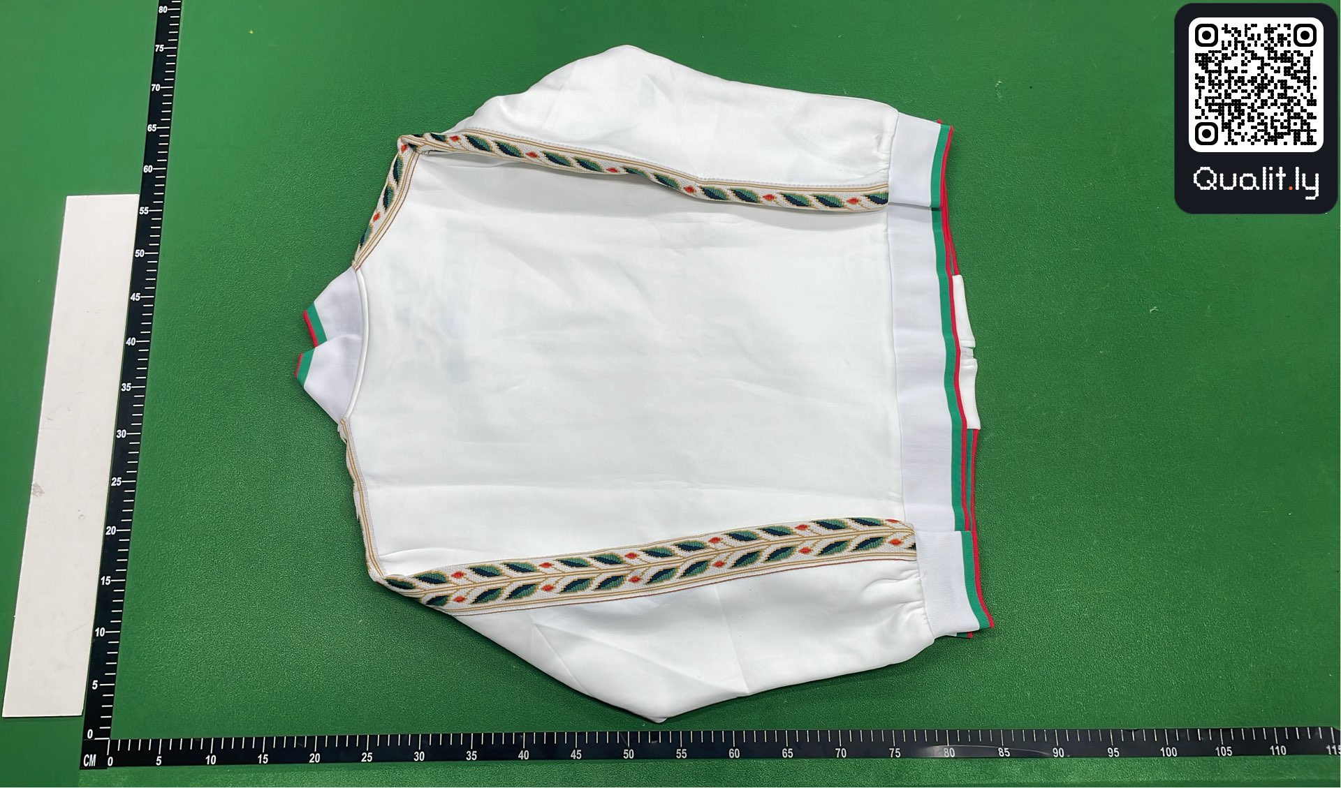 Jacket QC photo 3 of 24