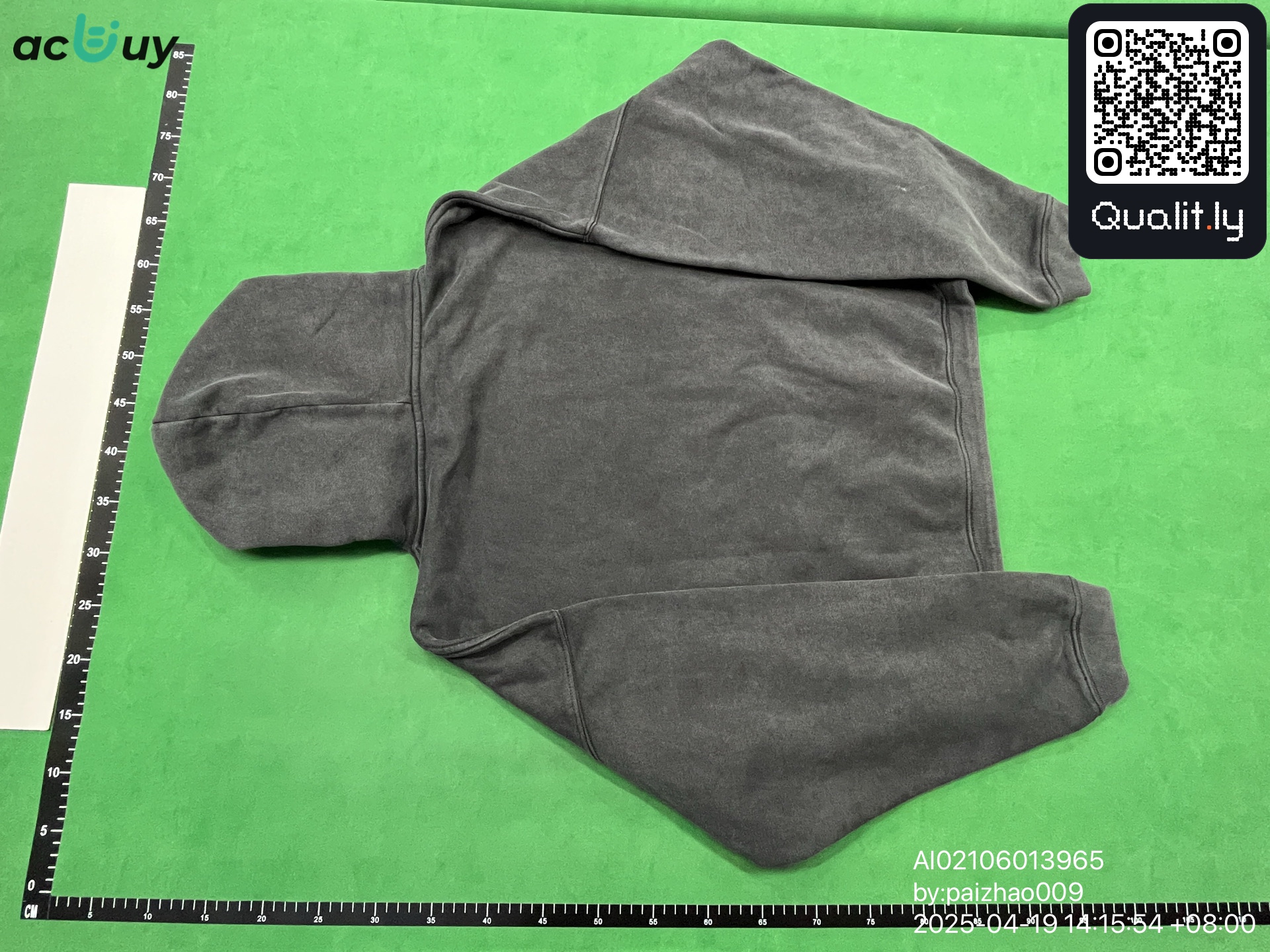 Camisola com capuz — foto QC 2 de 4