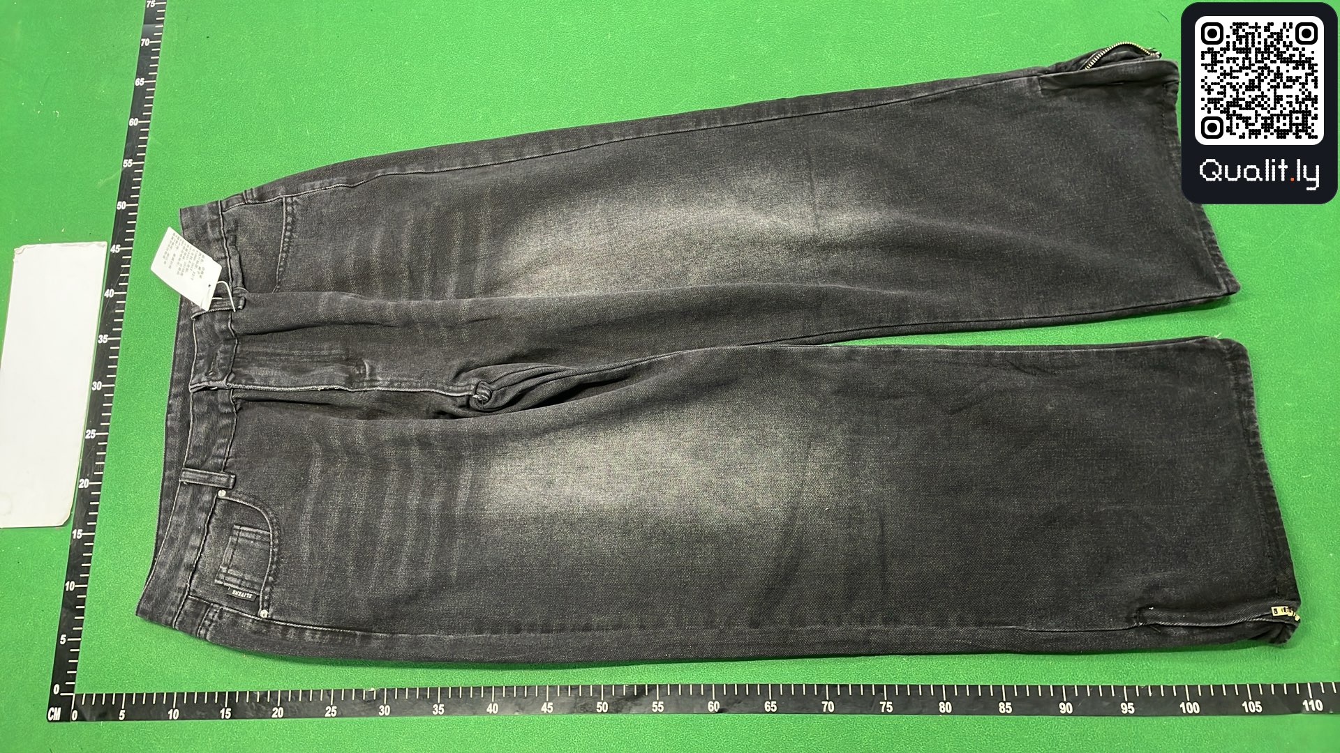 Pantalón — foto QC 2 de 12