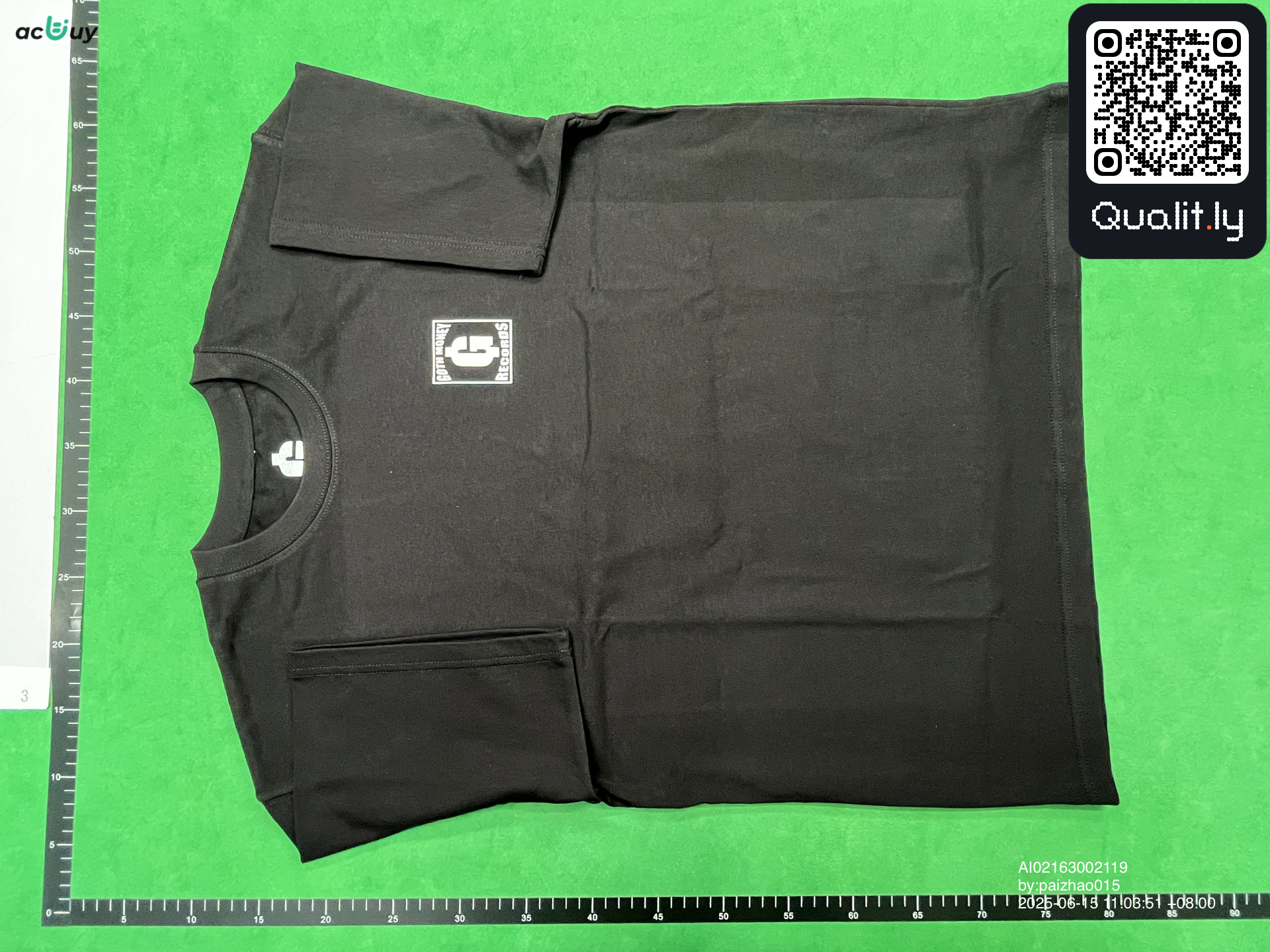 T-Shirt — QC-Foto 3 von 4