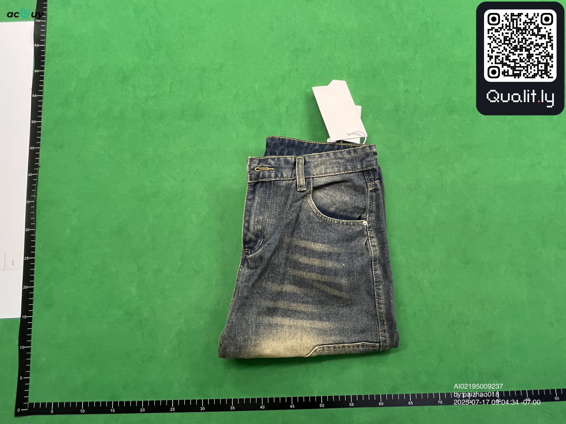 Shorts — QC-Foto 1 von 24
