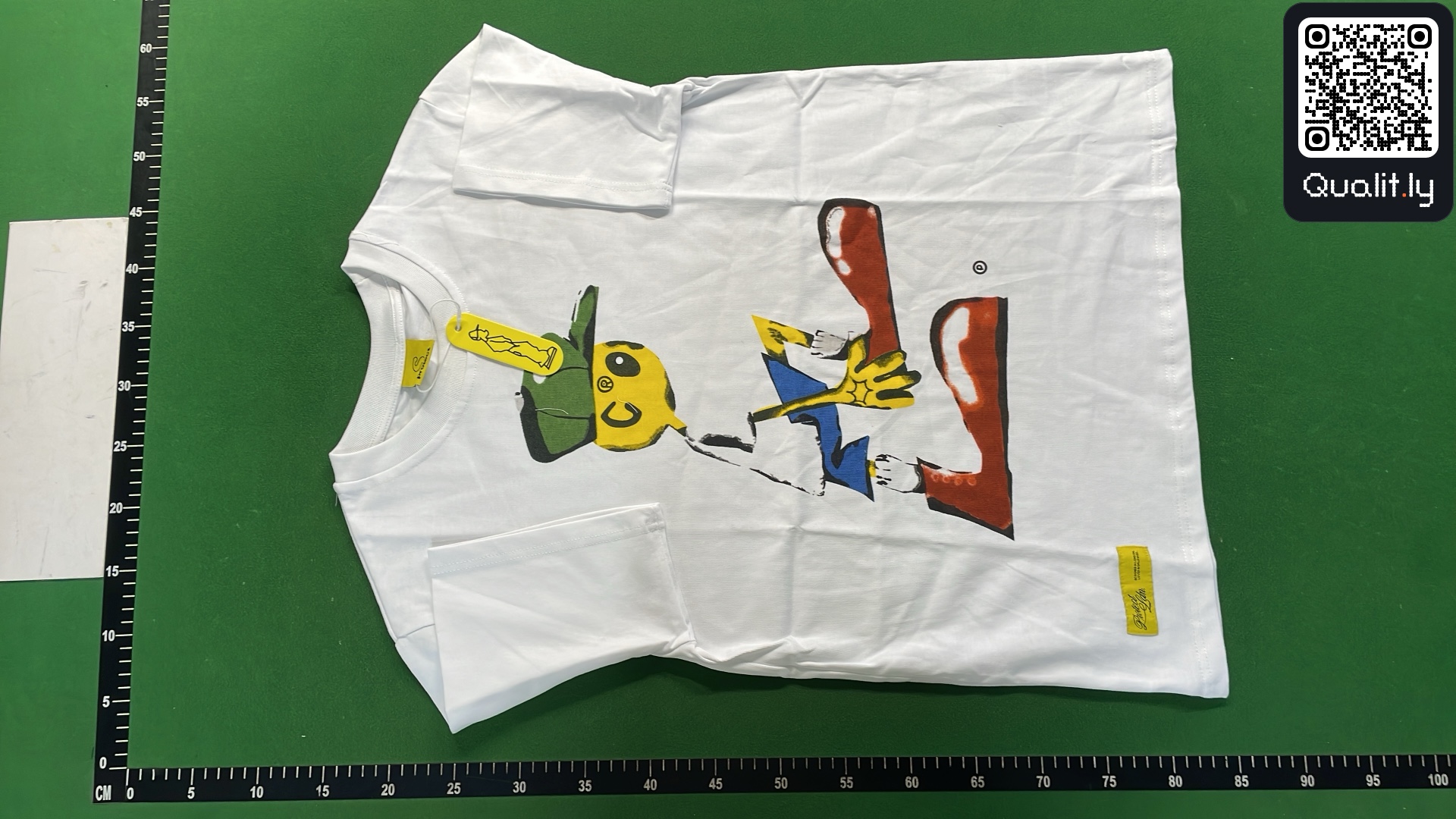T-shirt QC photo 2 of 4