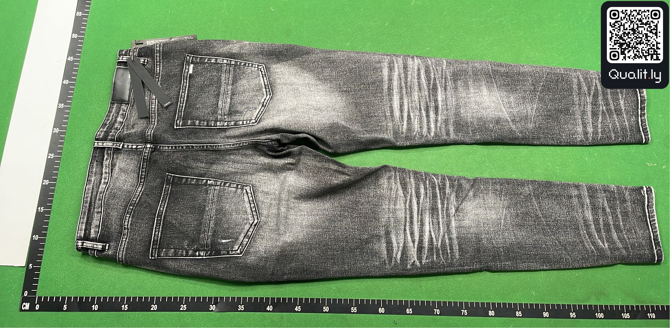 Jeans — QC-foto 3 van 16