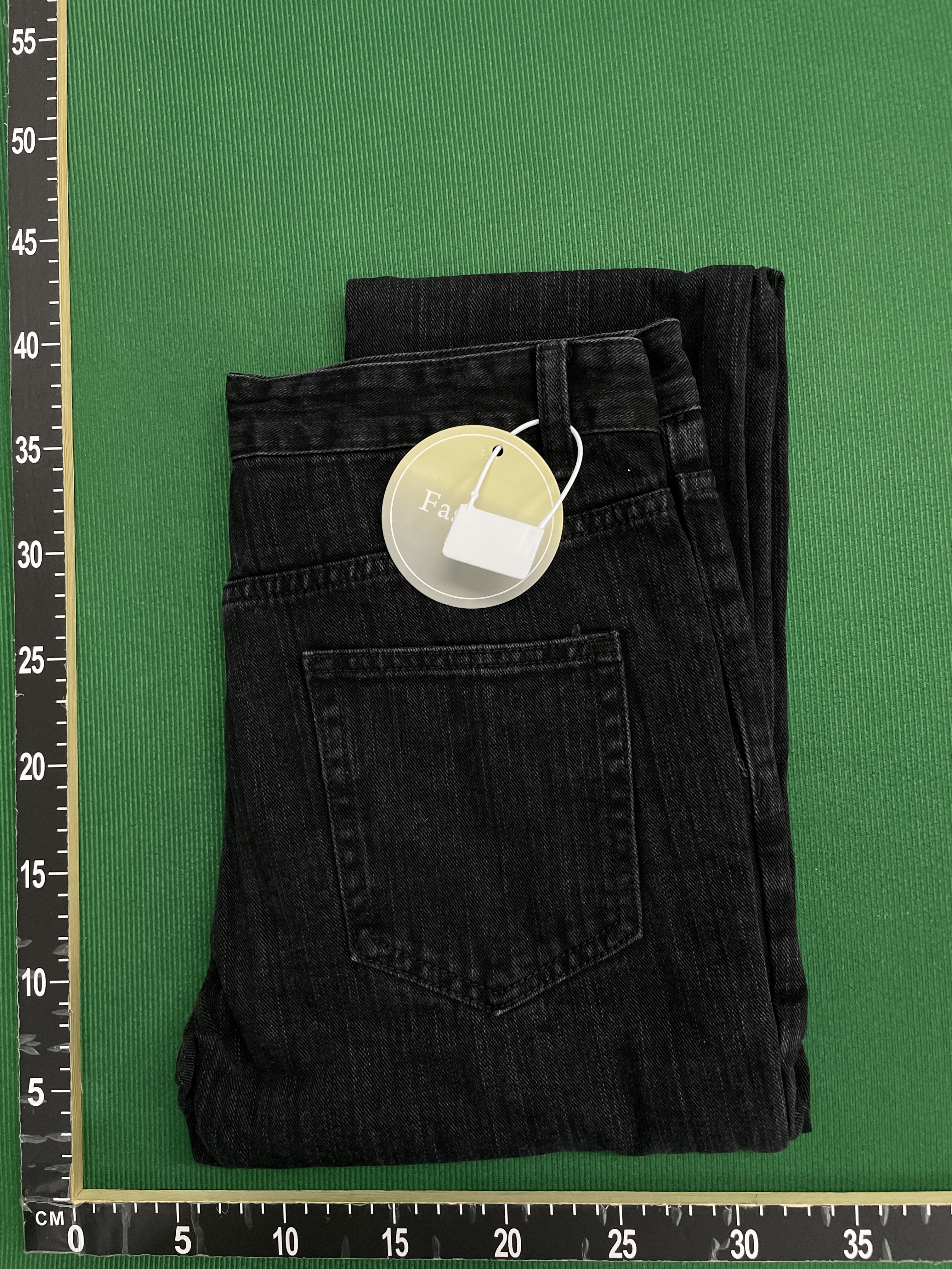 Jeans — QC-foto 1 van 36