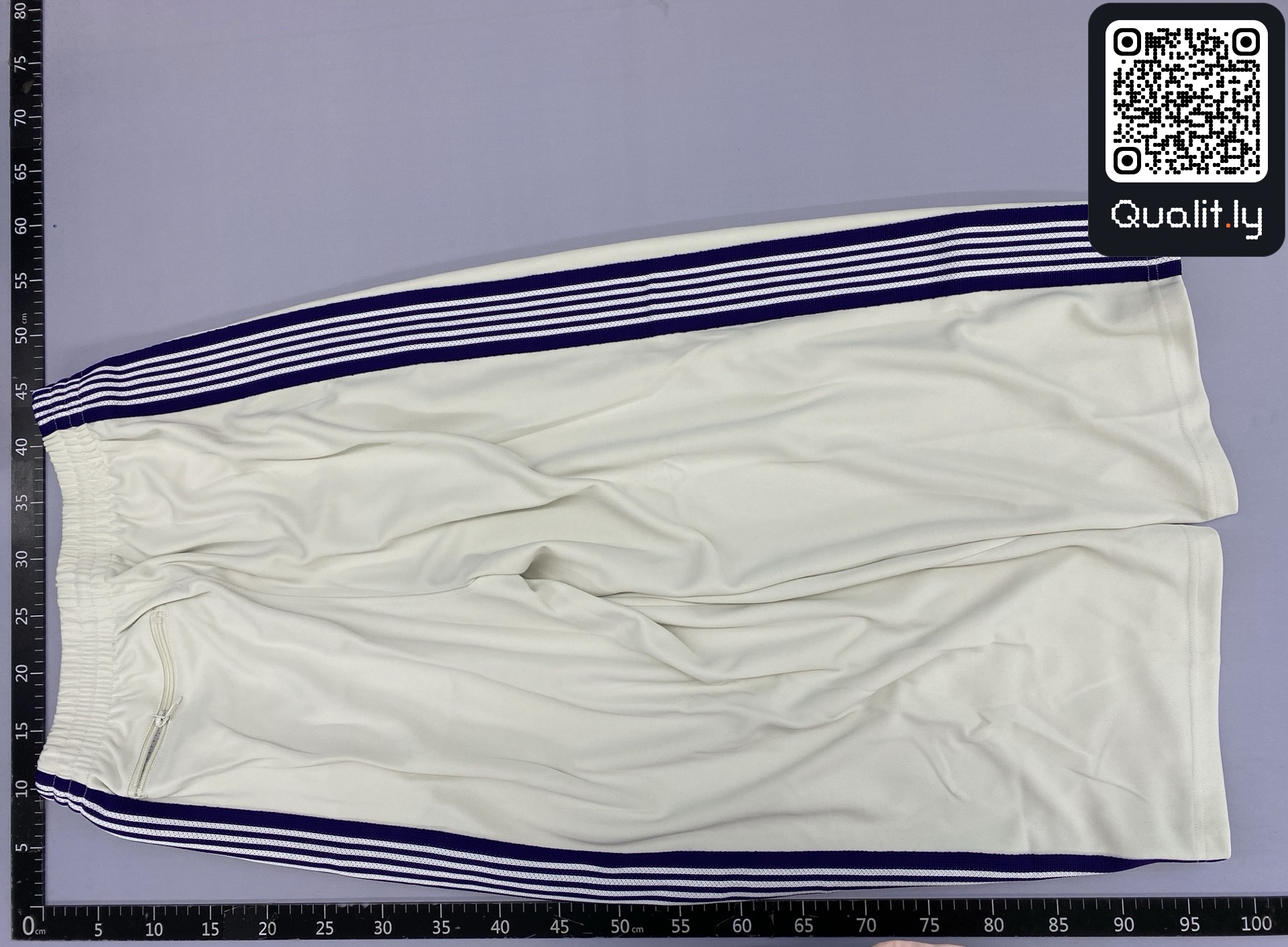 Pants QC photo 3 of 149