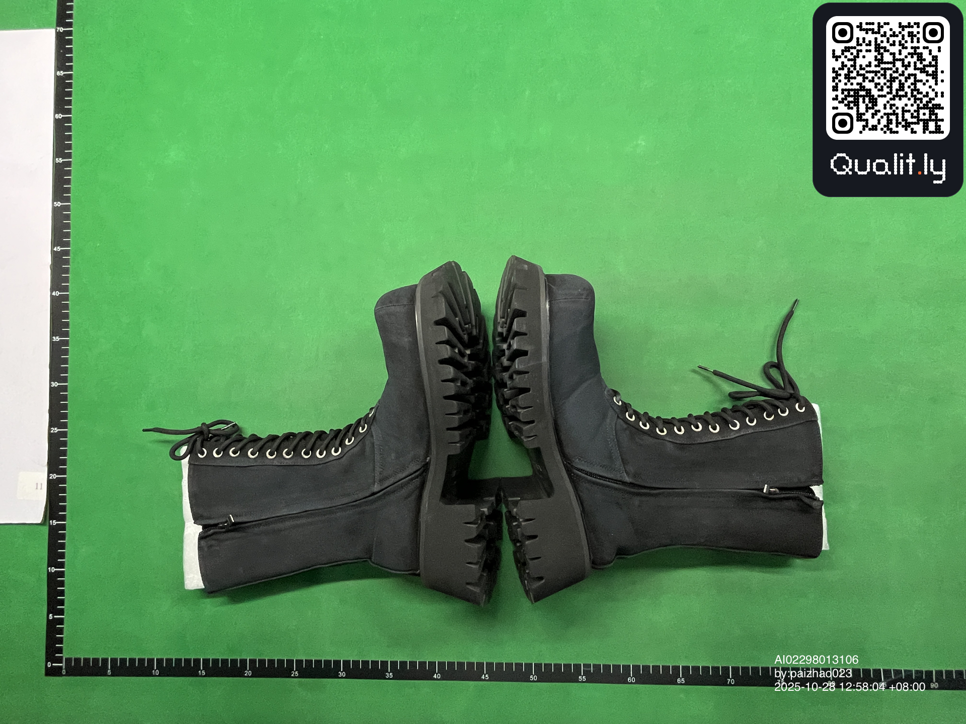 Botas — foto QC 3 de 6