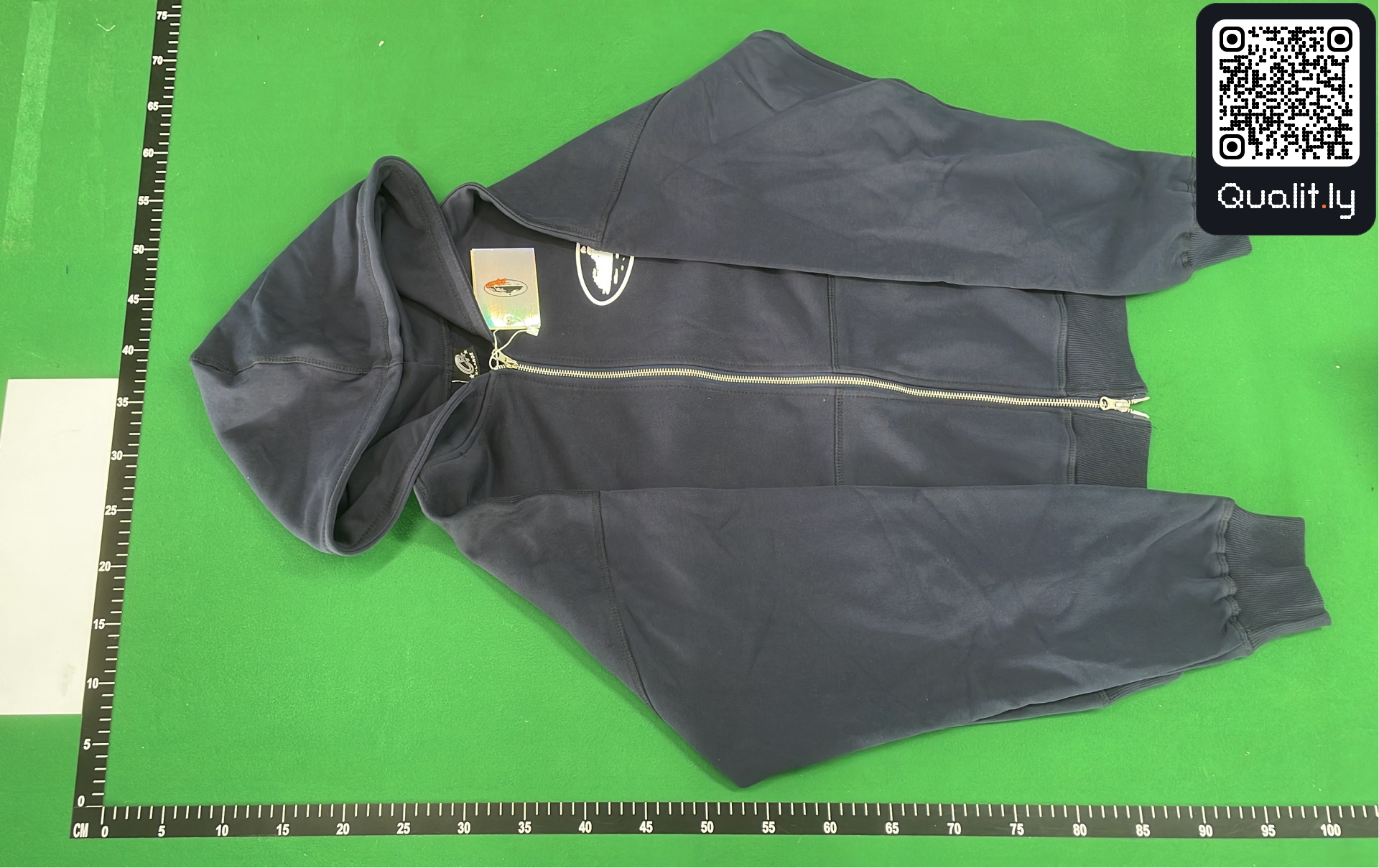 Foto QC 2 de 32