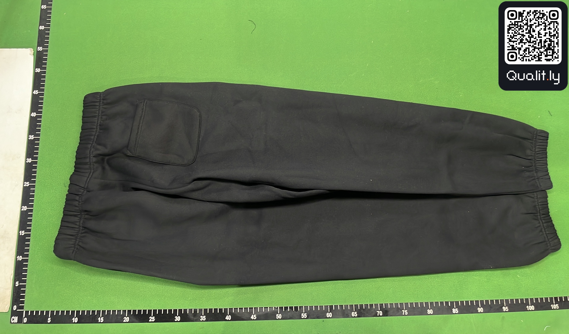 Hoodie — QC-Foto 3 von 20