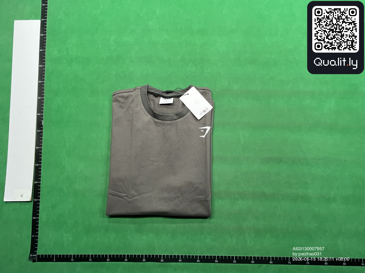 Camiseta — foto QC 1 de 10