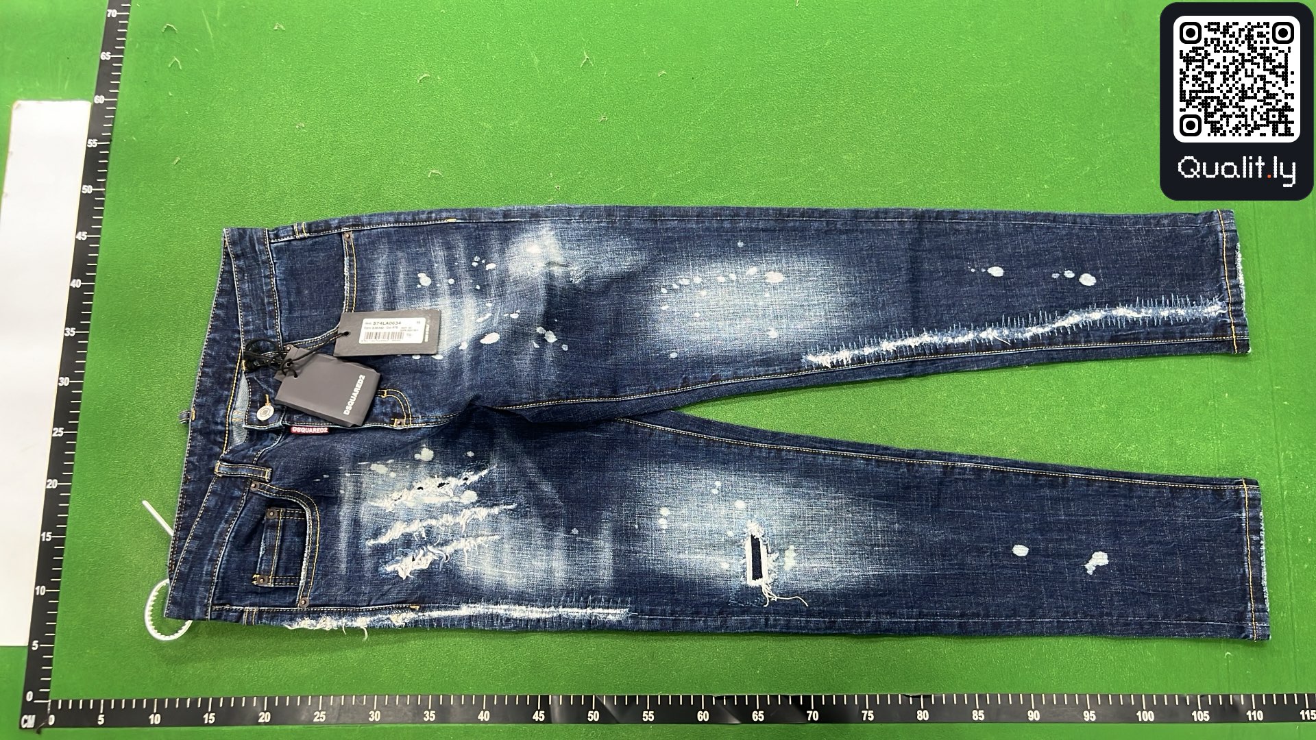 Jeans — QC-foto 2 av 4