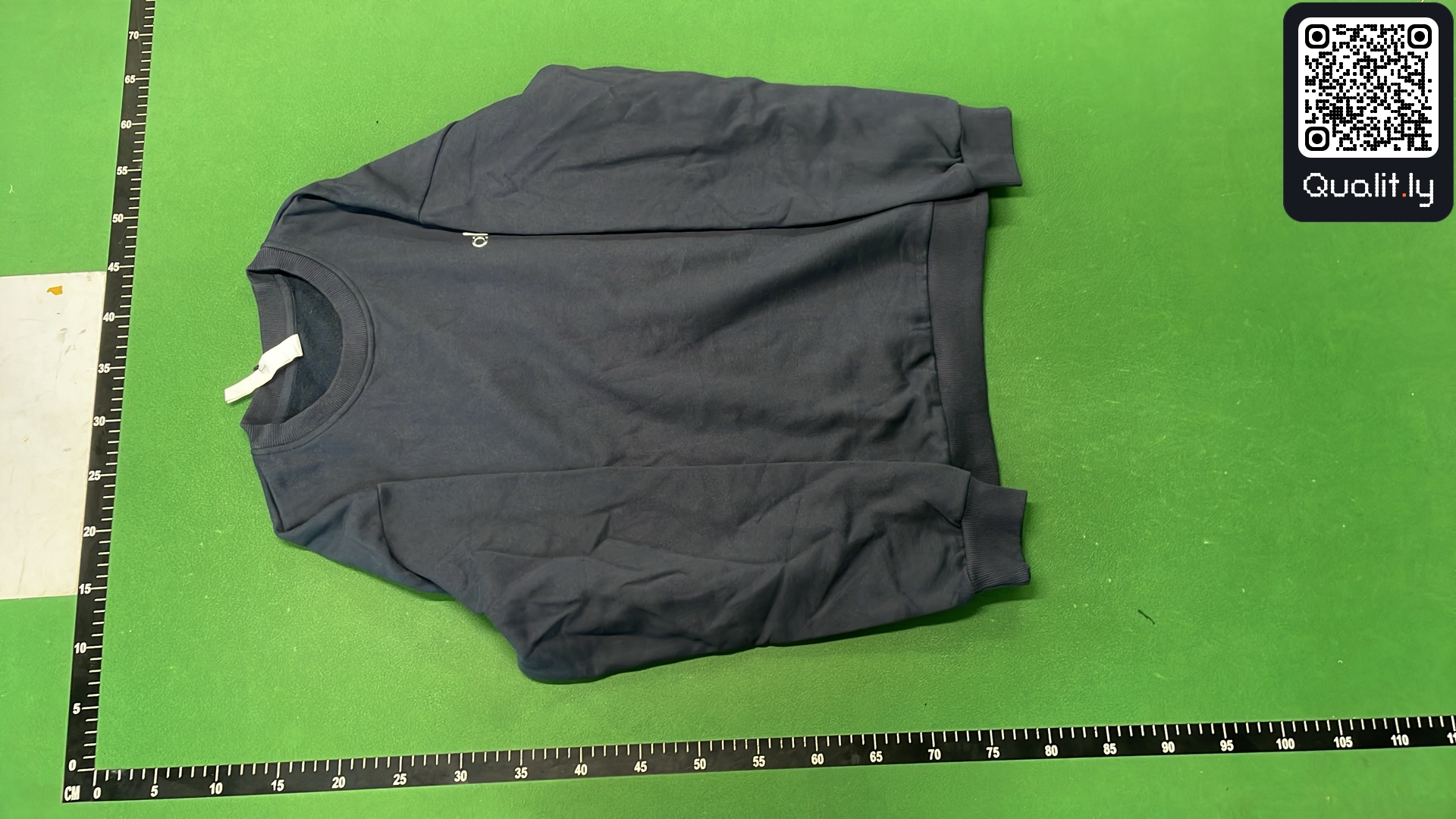 Hoodie QC photo 2 of 8