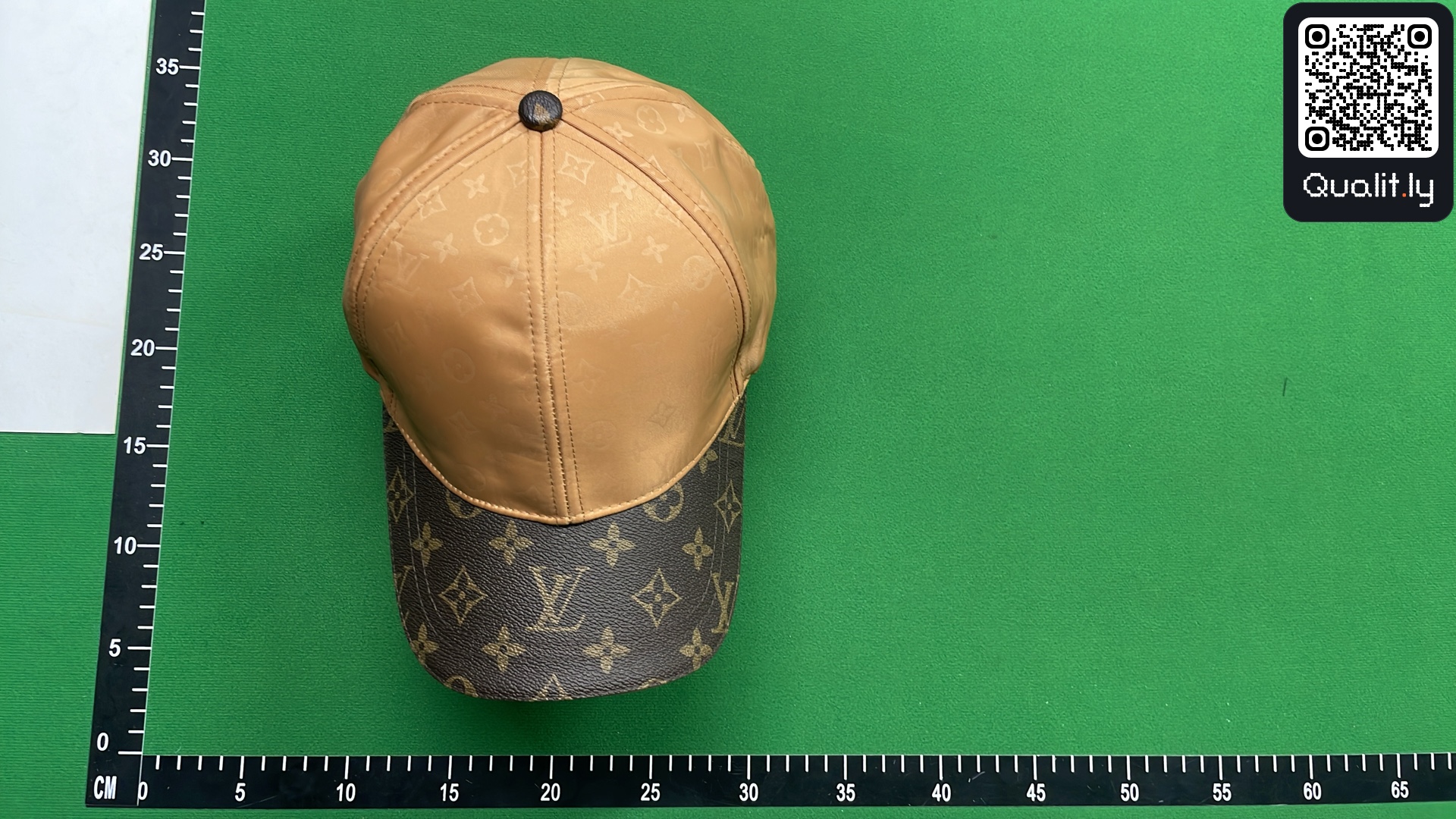 Cap QC photo 1 of 9