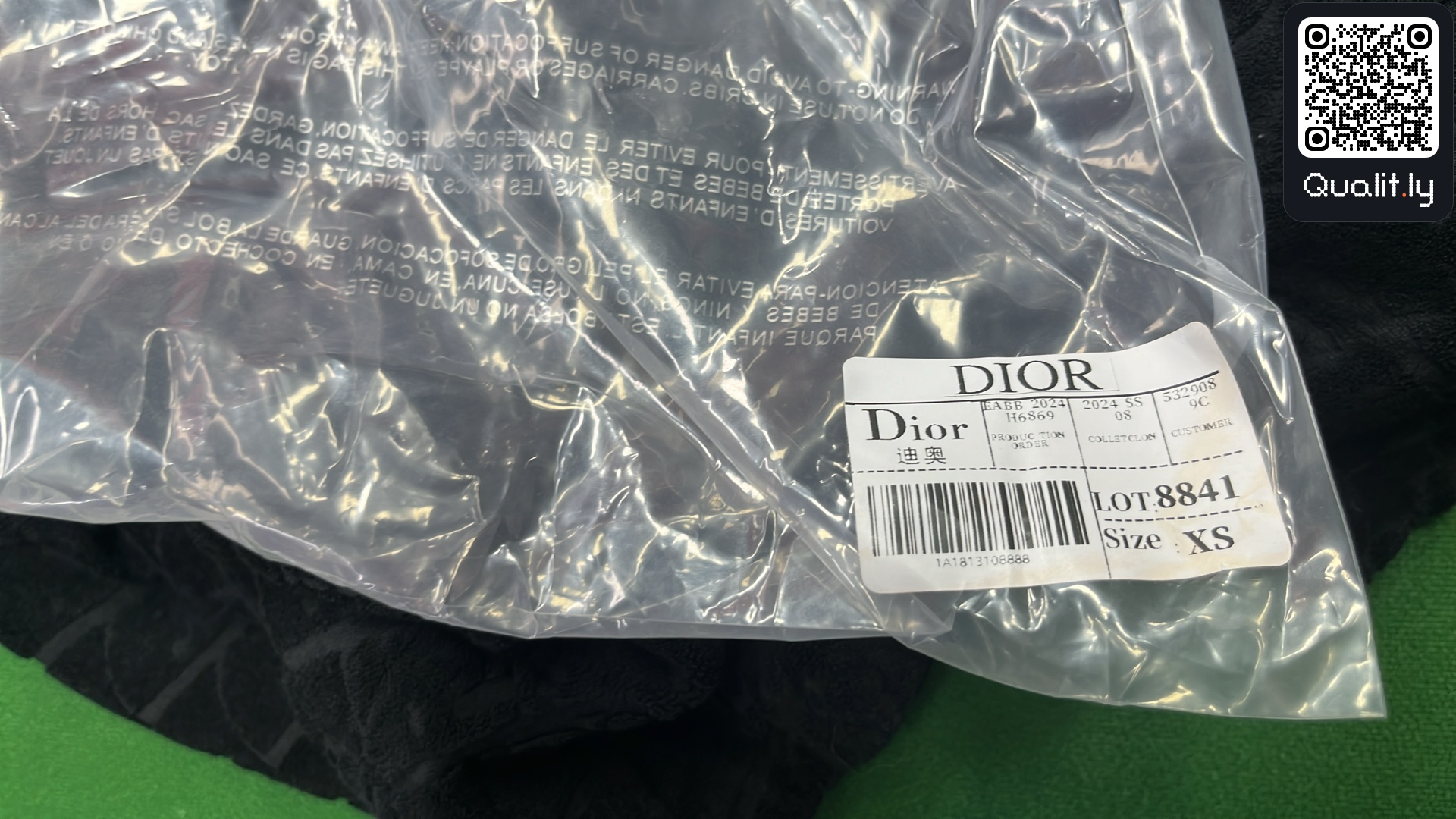 Tricou — fotografie QC 1 din 44