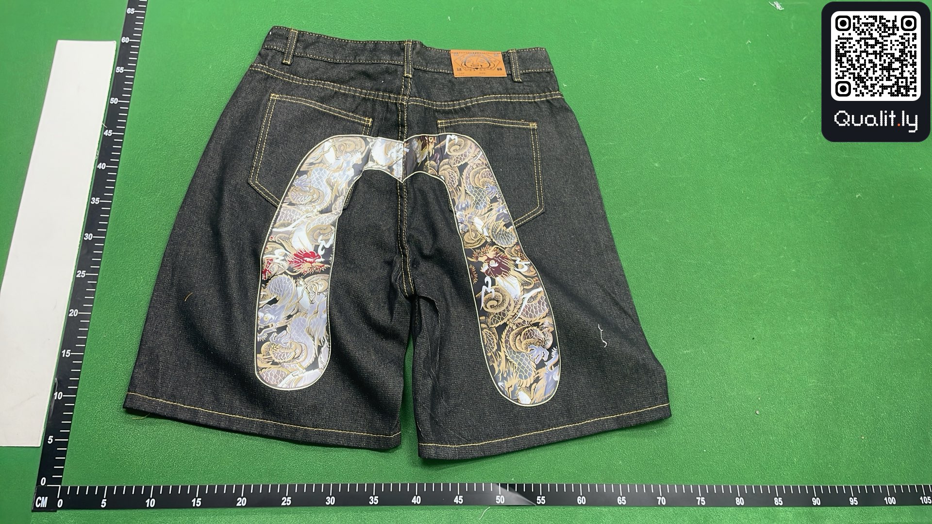 Jeans — QC-foto 3 av 4