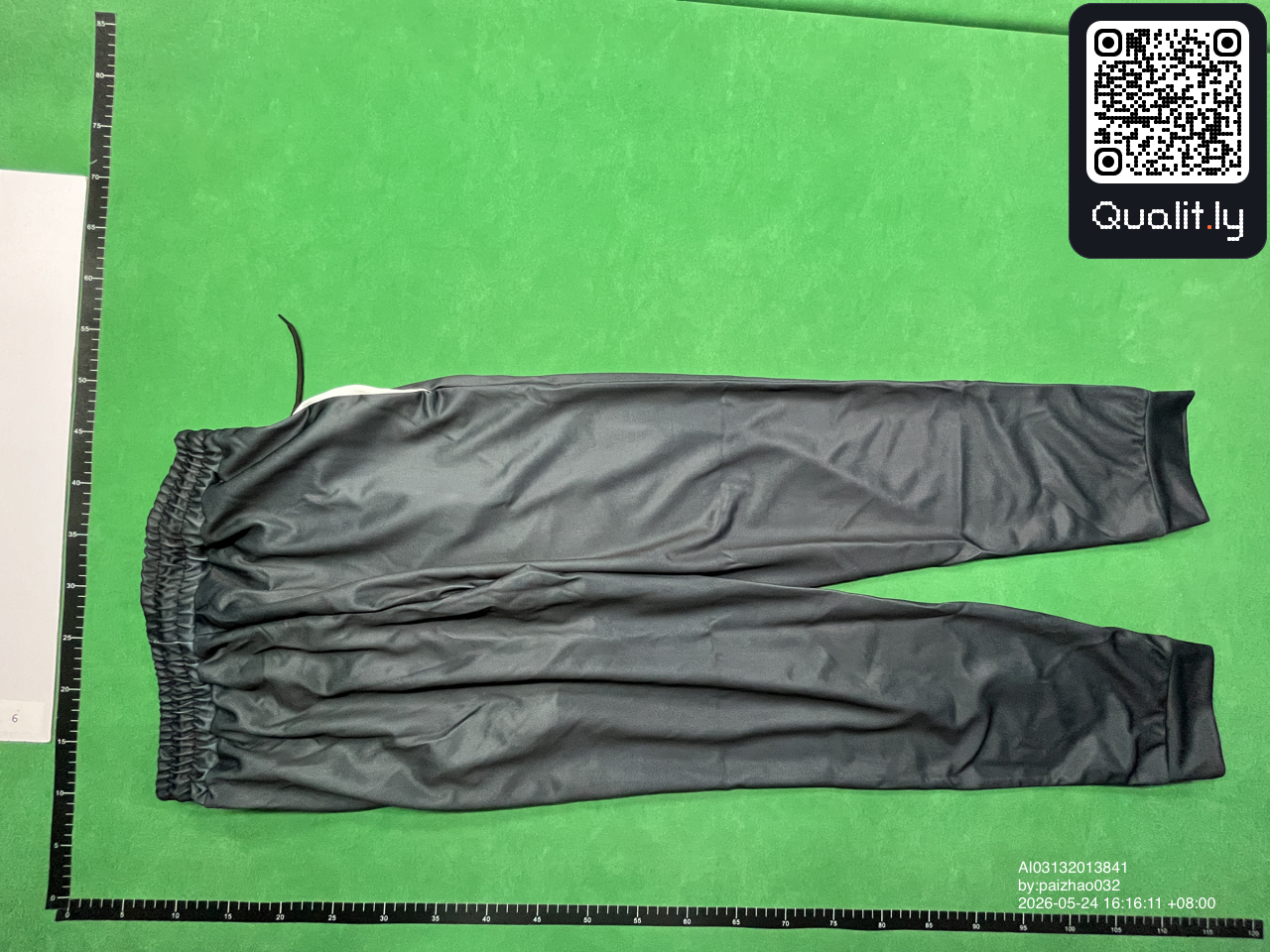 Byxor — QC-foto 2 av 8
