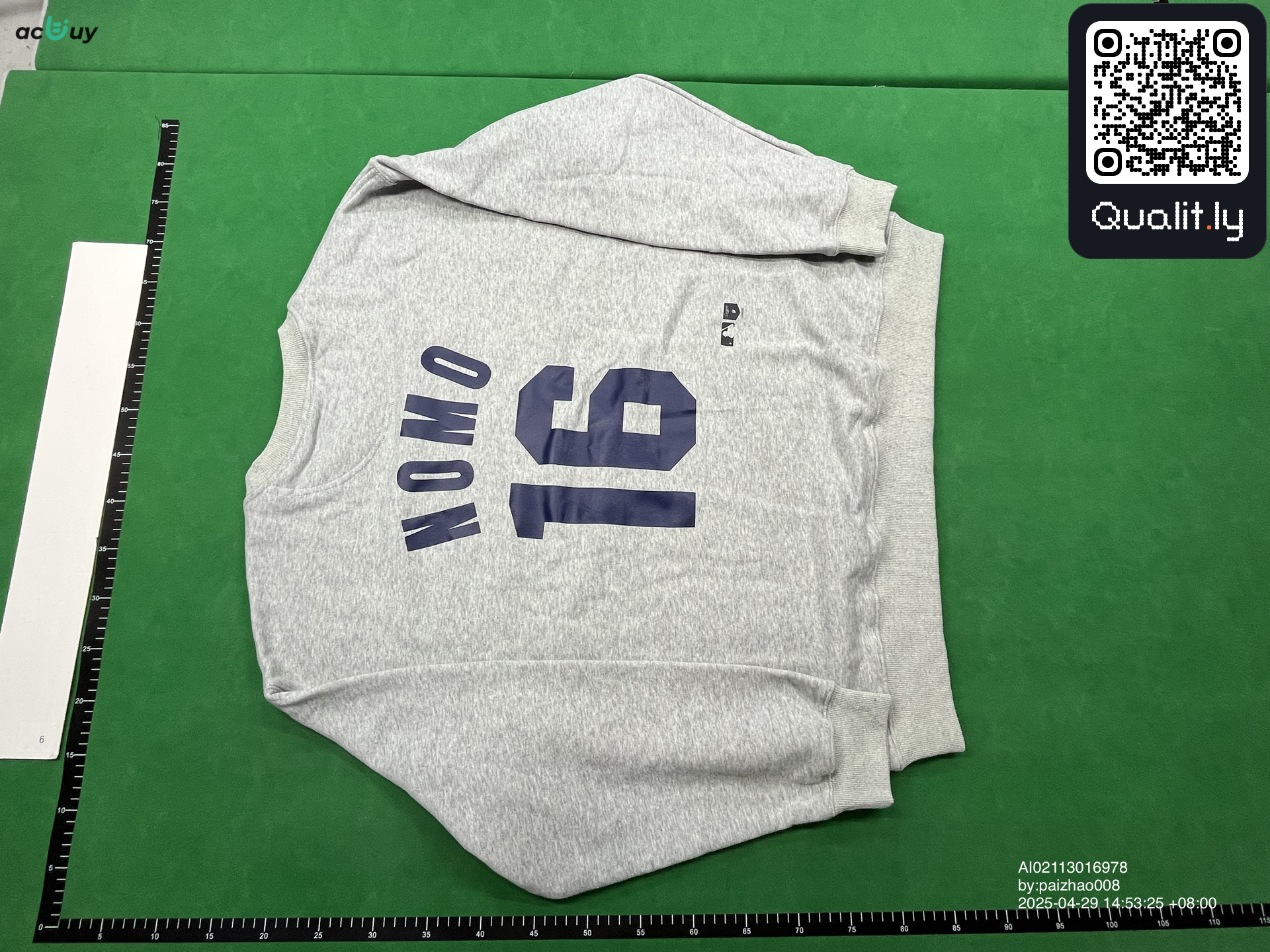 Pullover — QC-Foto 2 von 4