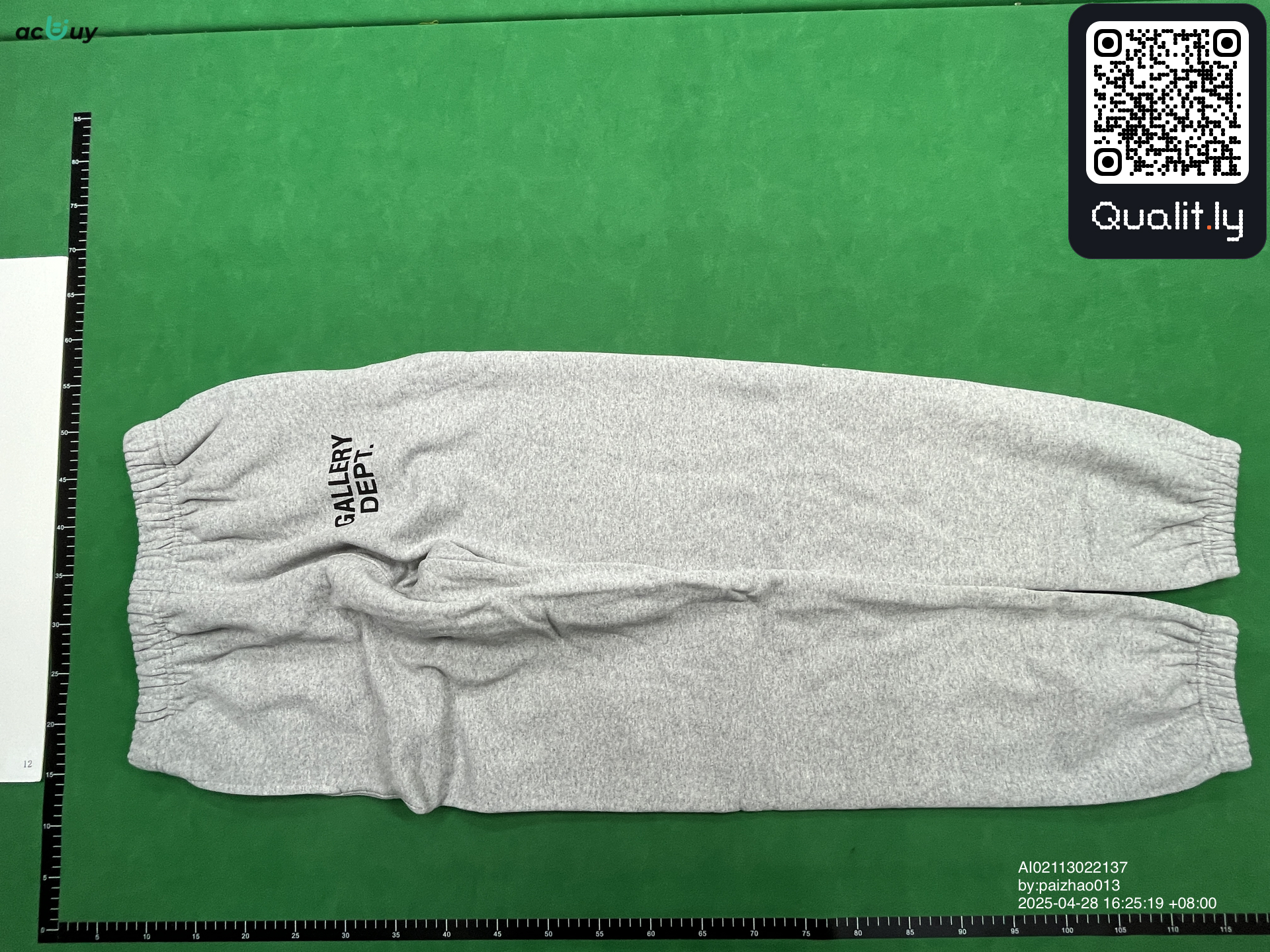 Pantaloni — fotografie QC 3 din 28