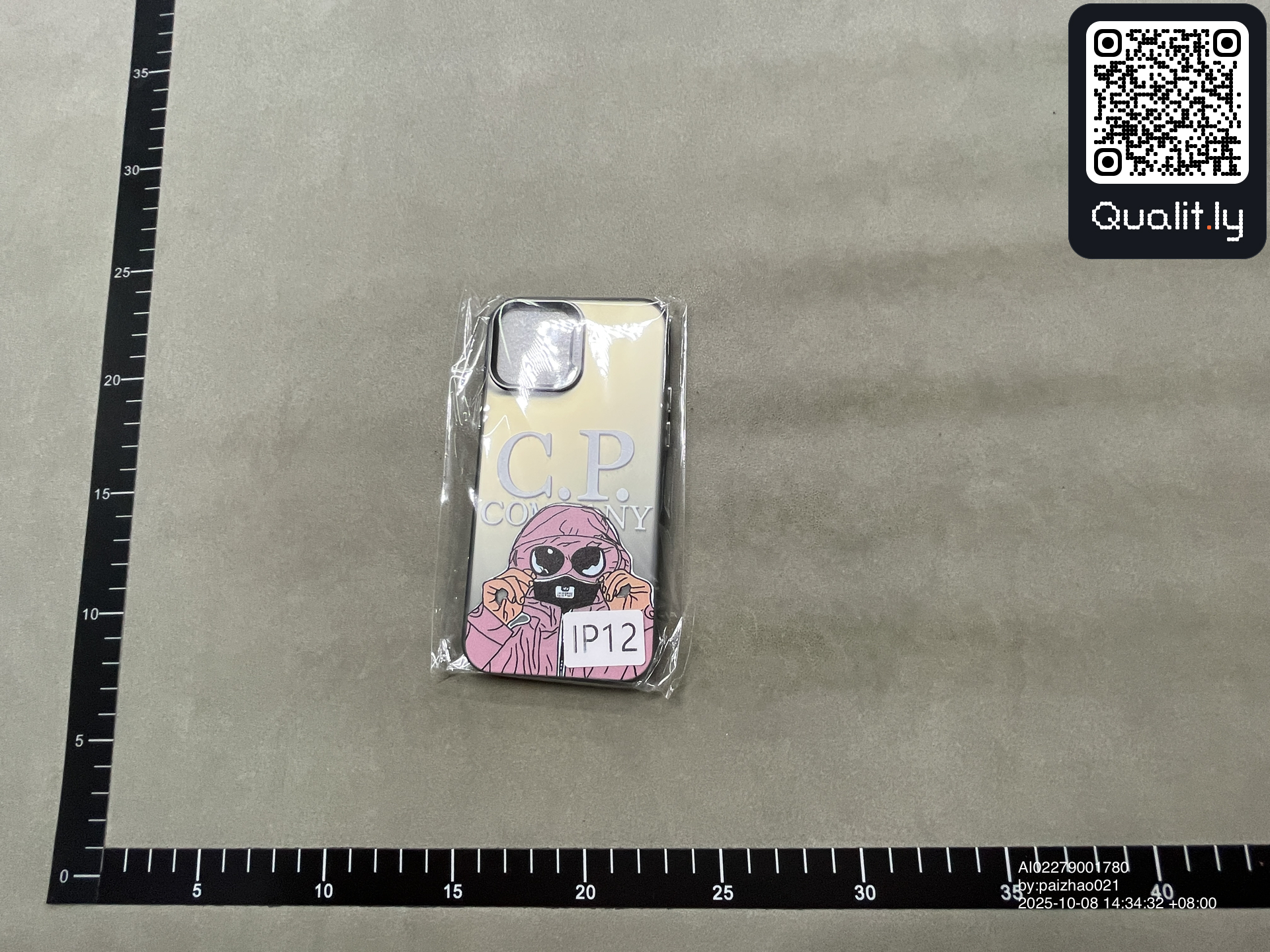 Foto QC 3 di 95