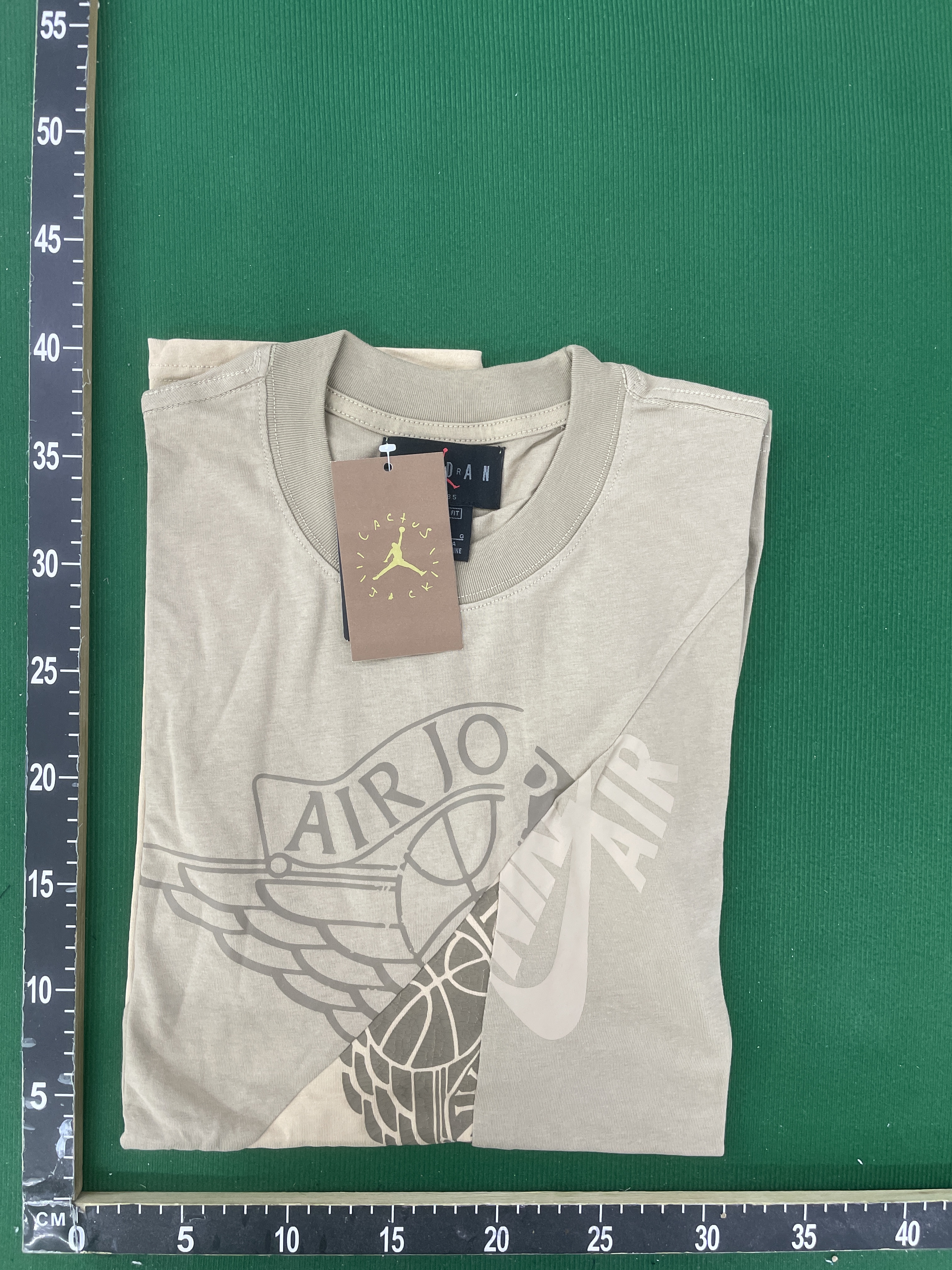 Hoodie QC photo 1 of 9