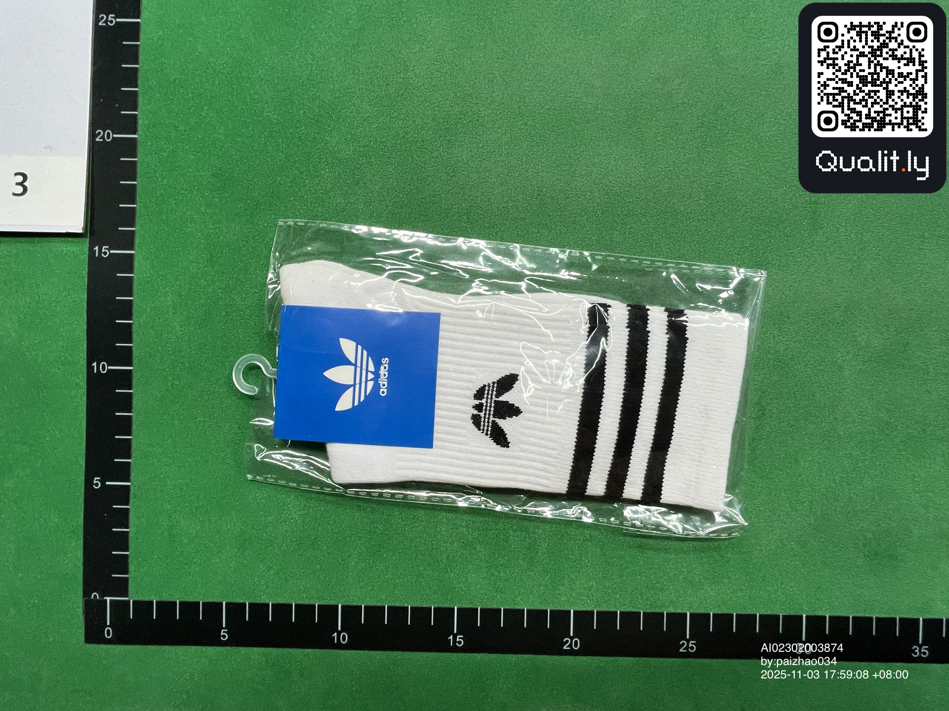 Socks QC photo 1 of 43