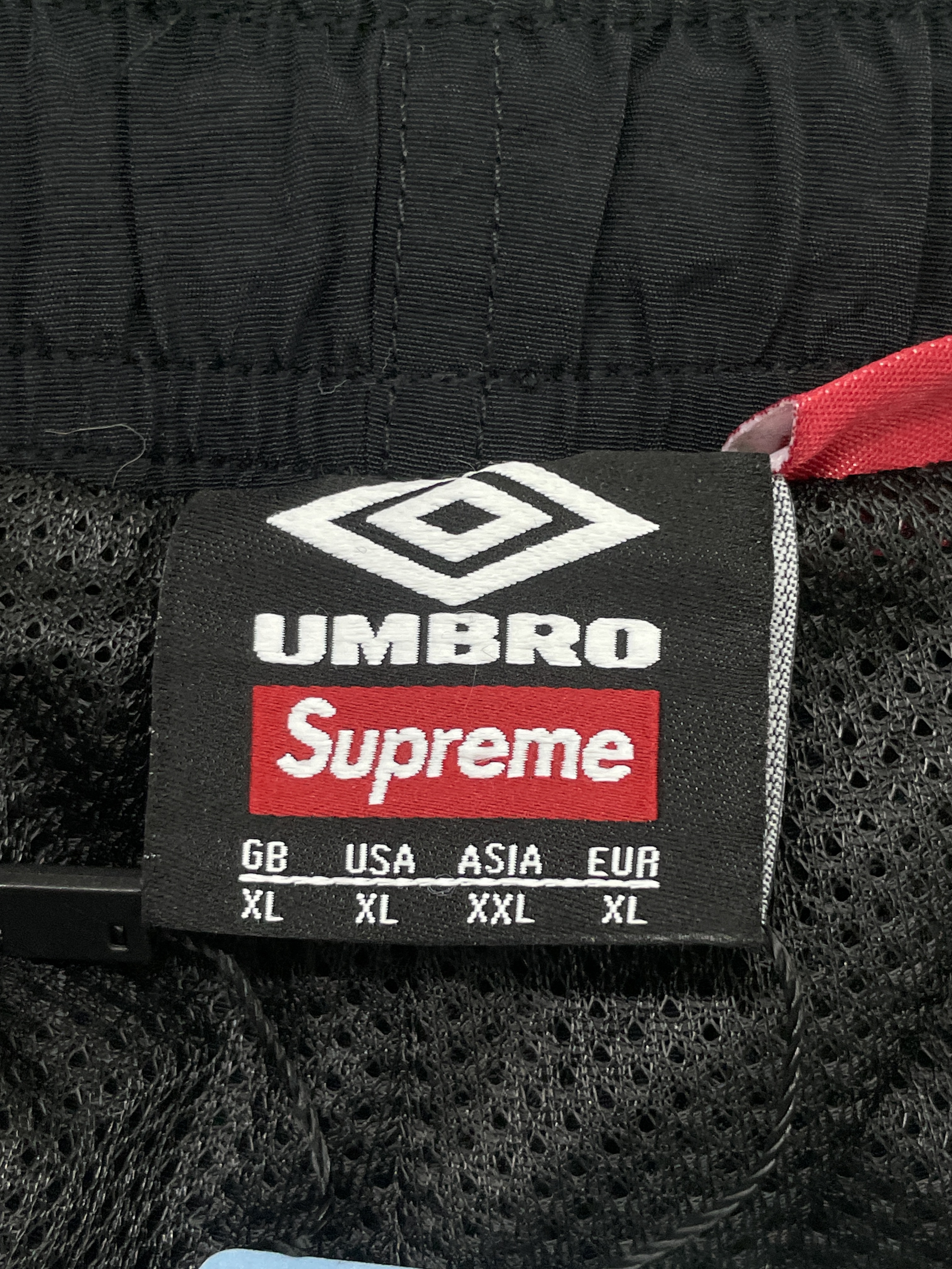 Tracksuit QC photo 2 of 124