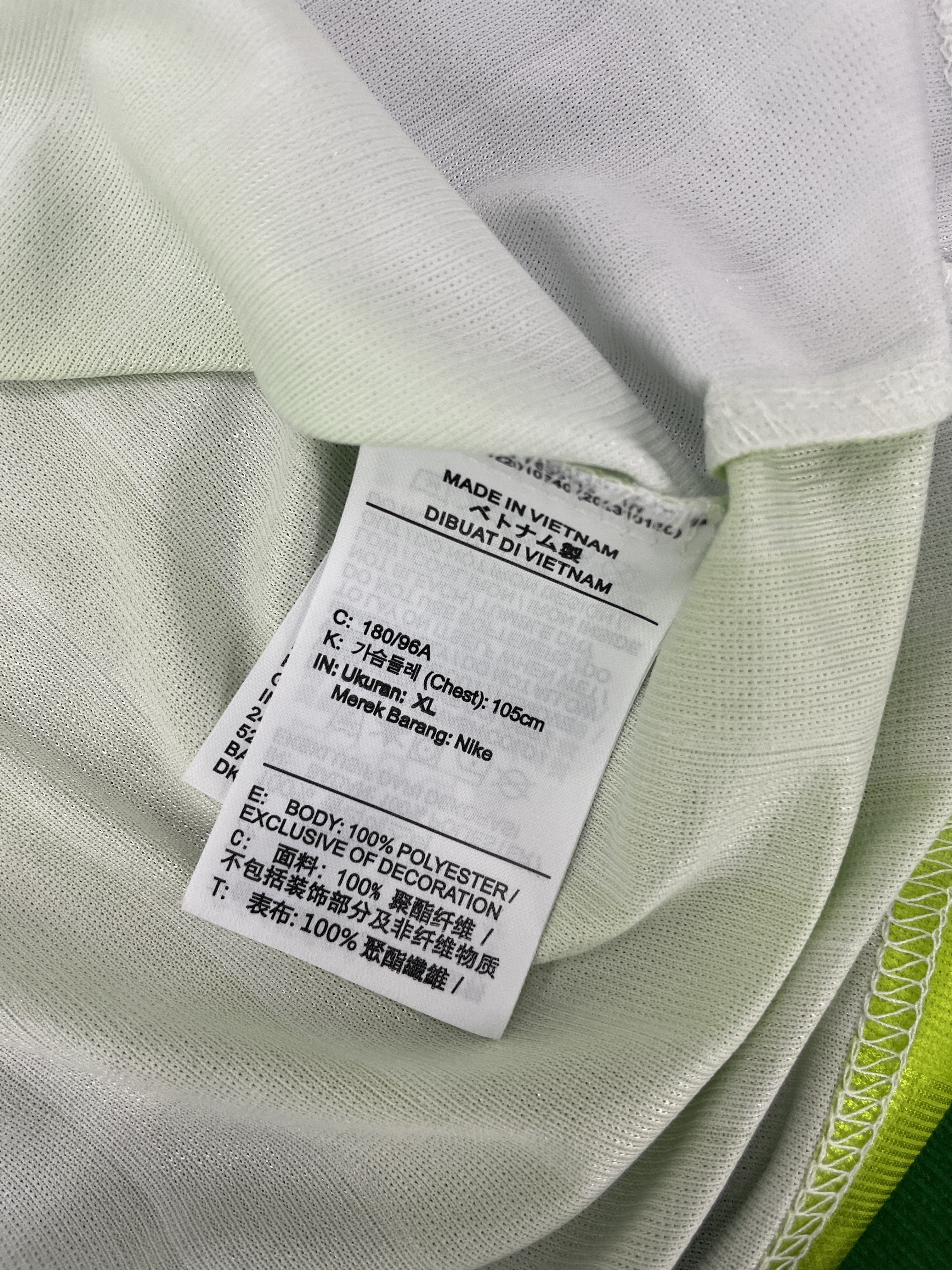 T-shirt — foto QC 3 di 9