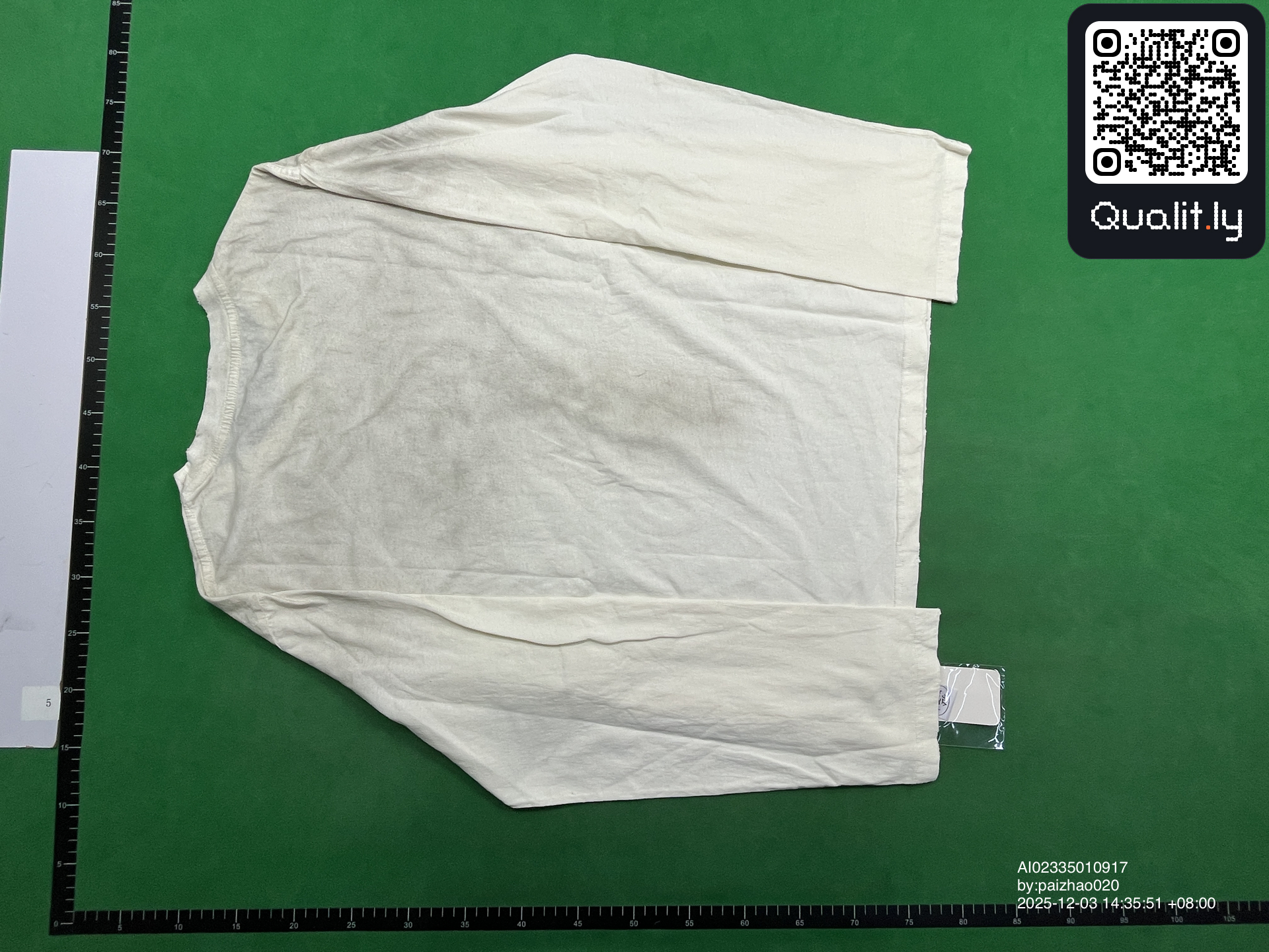 T-shirt — photo QC 2 sur 8