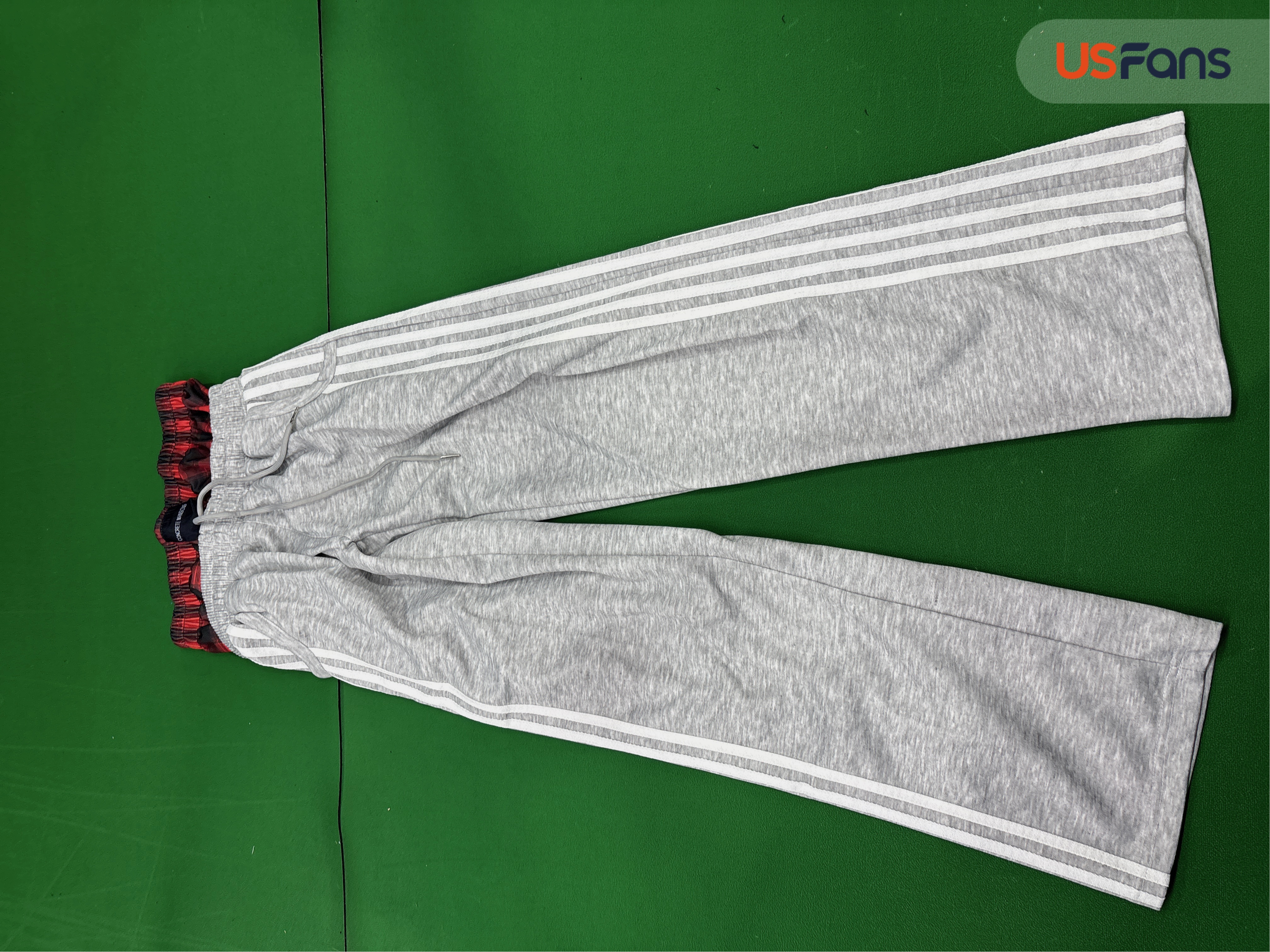 Pants QC photo 2 of 4
