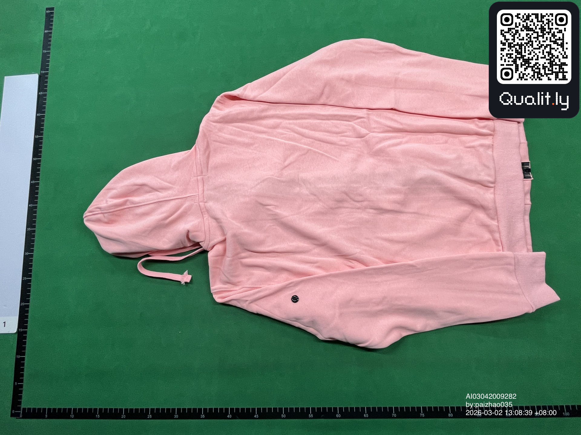 连帽卫衣 QC 照片 2 / 4