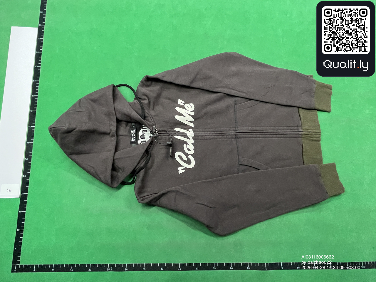 Bluza z kapturem — zdjęcie QC 3 z 8