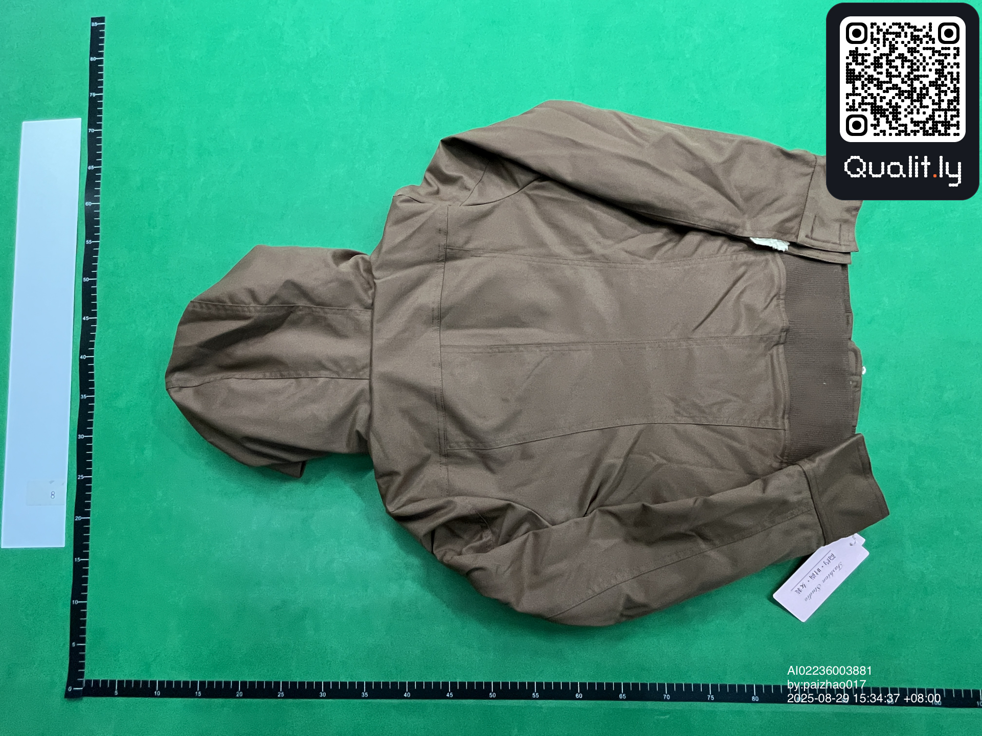 Veste — photo QC 2 sur 4