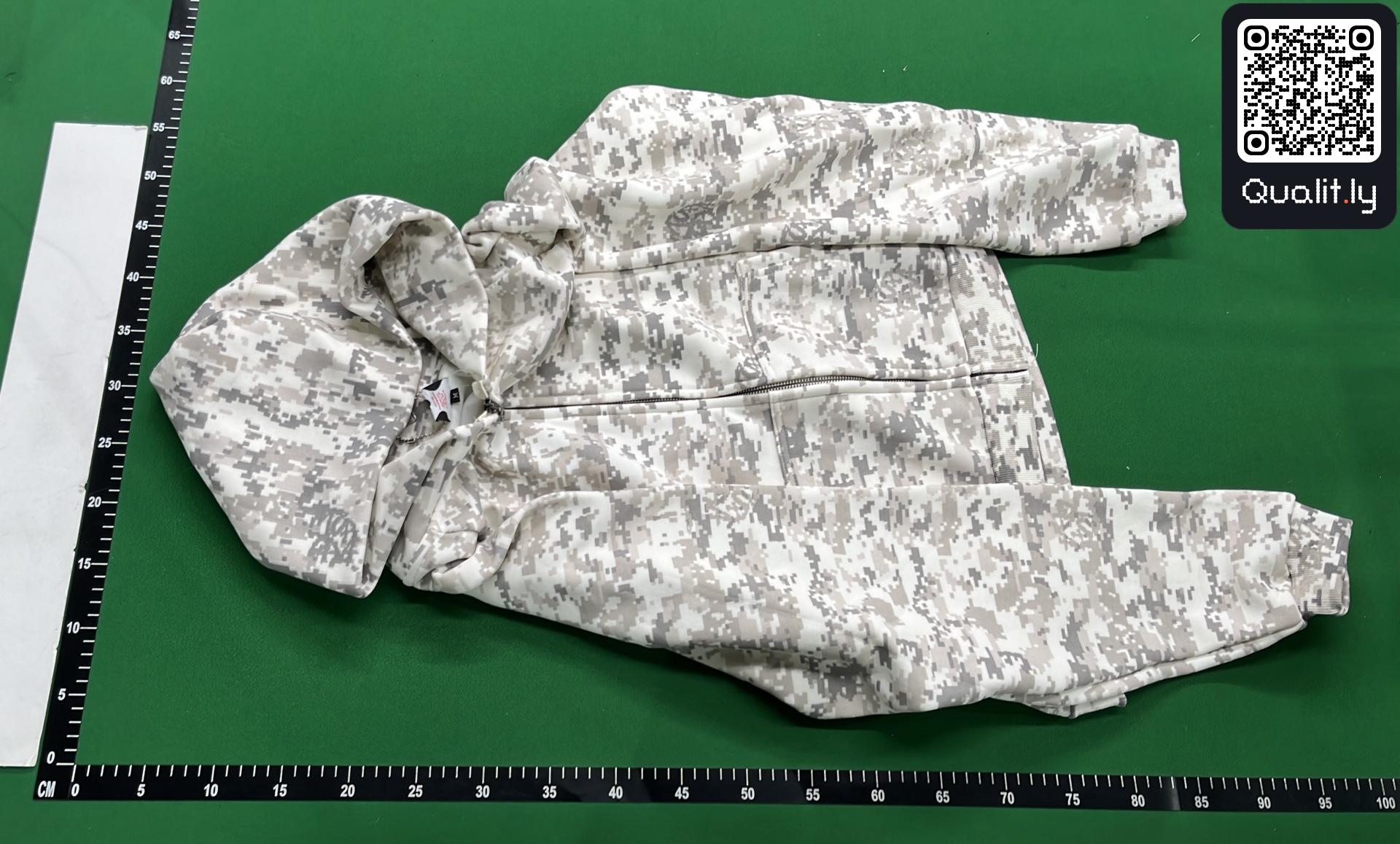 Hoodie — QC-foto 2 av 35