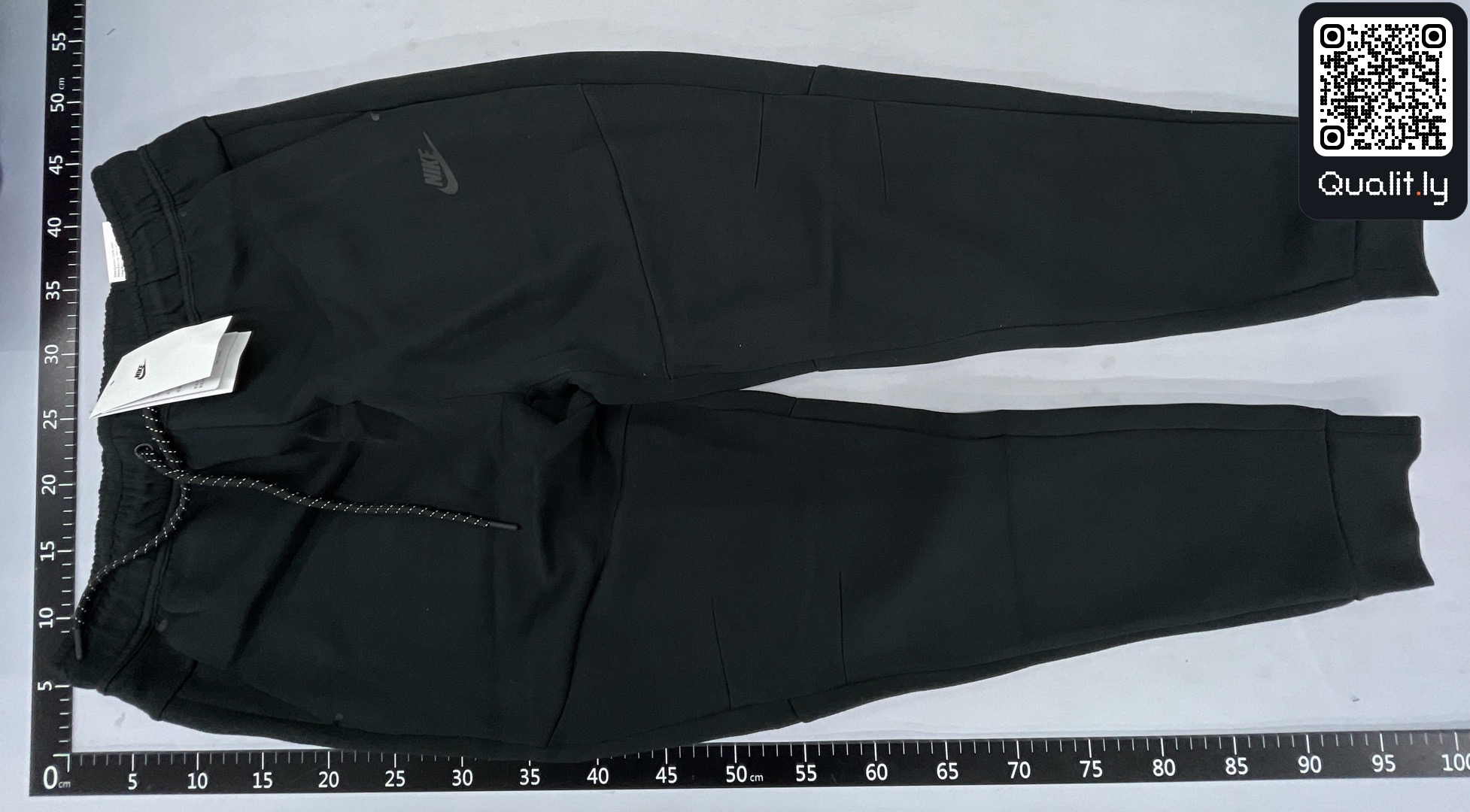 Hoodie QC photo 1 of 48