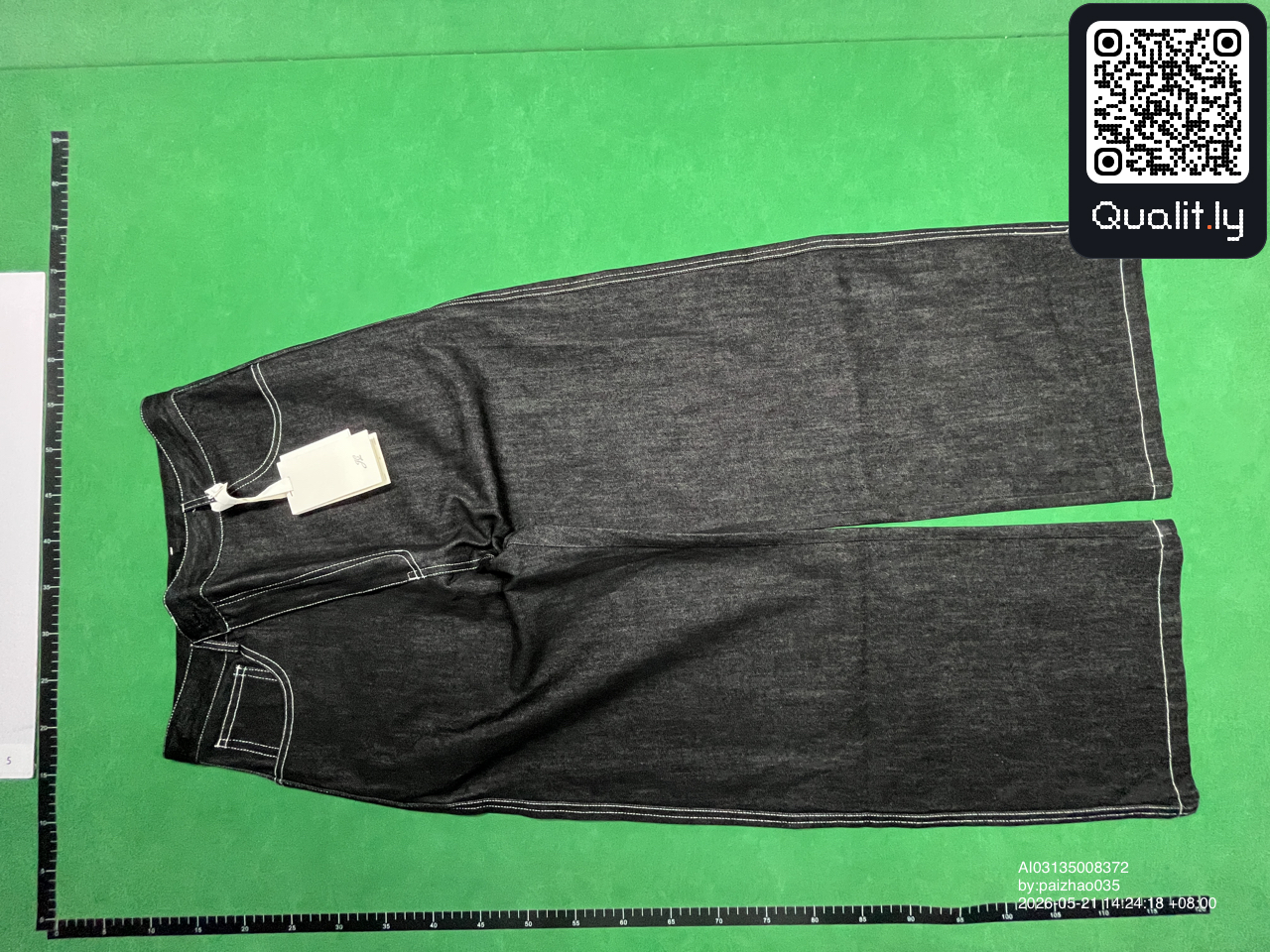 Jeans — QC-foto 2 van 10