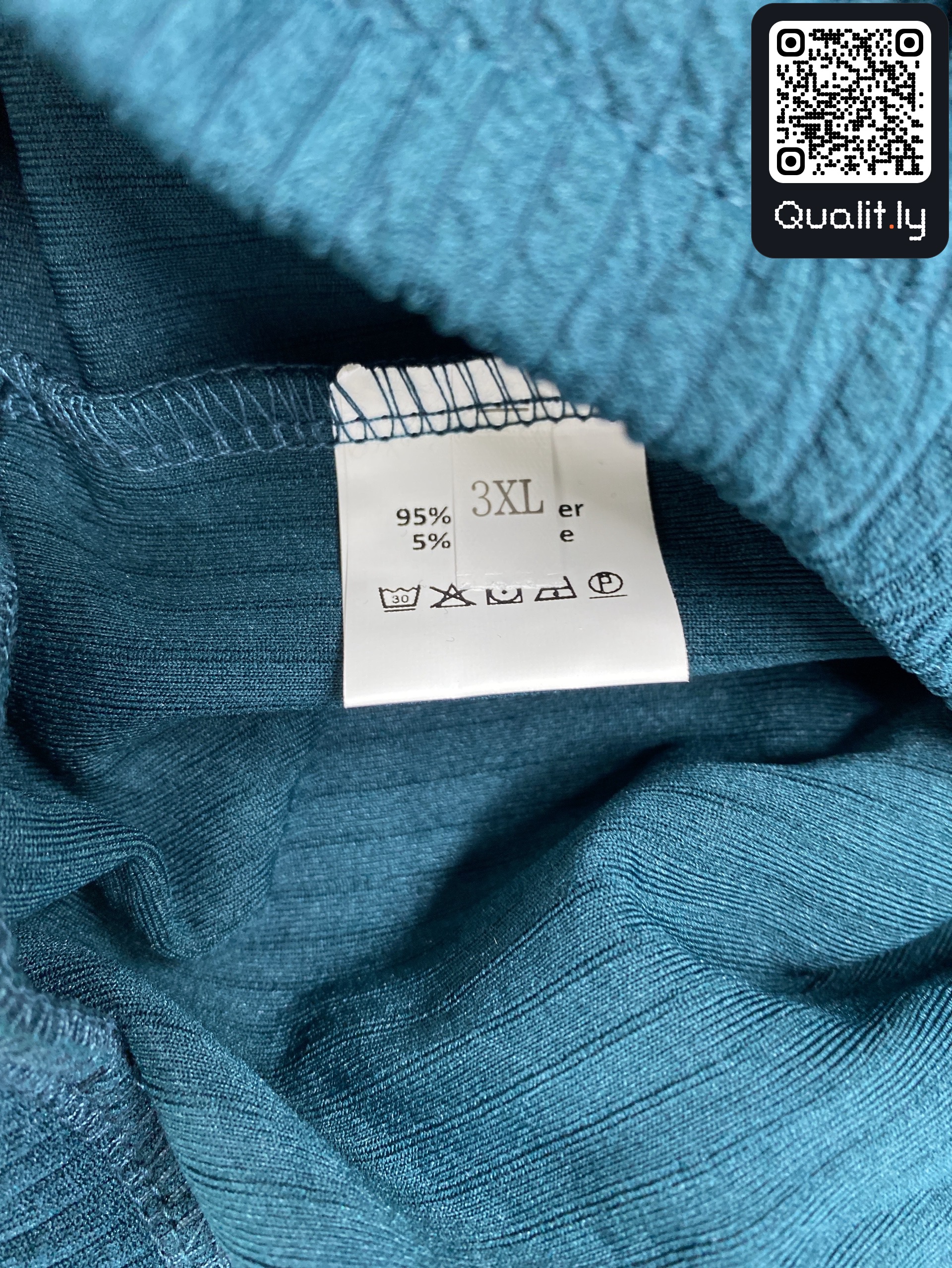 T-shirt — foto QC 1 di 14